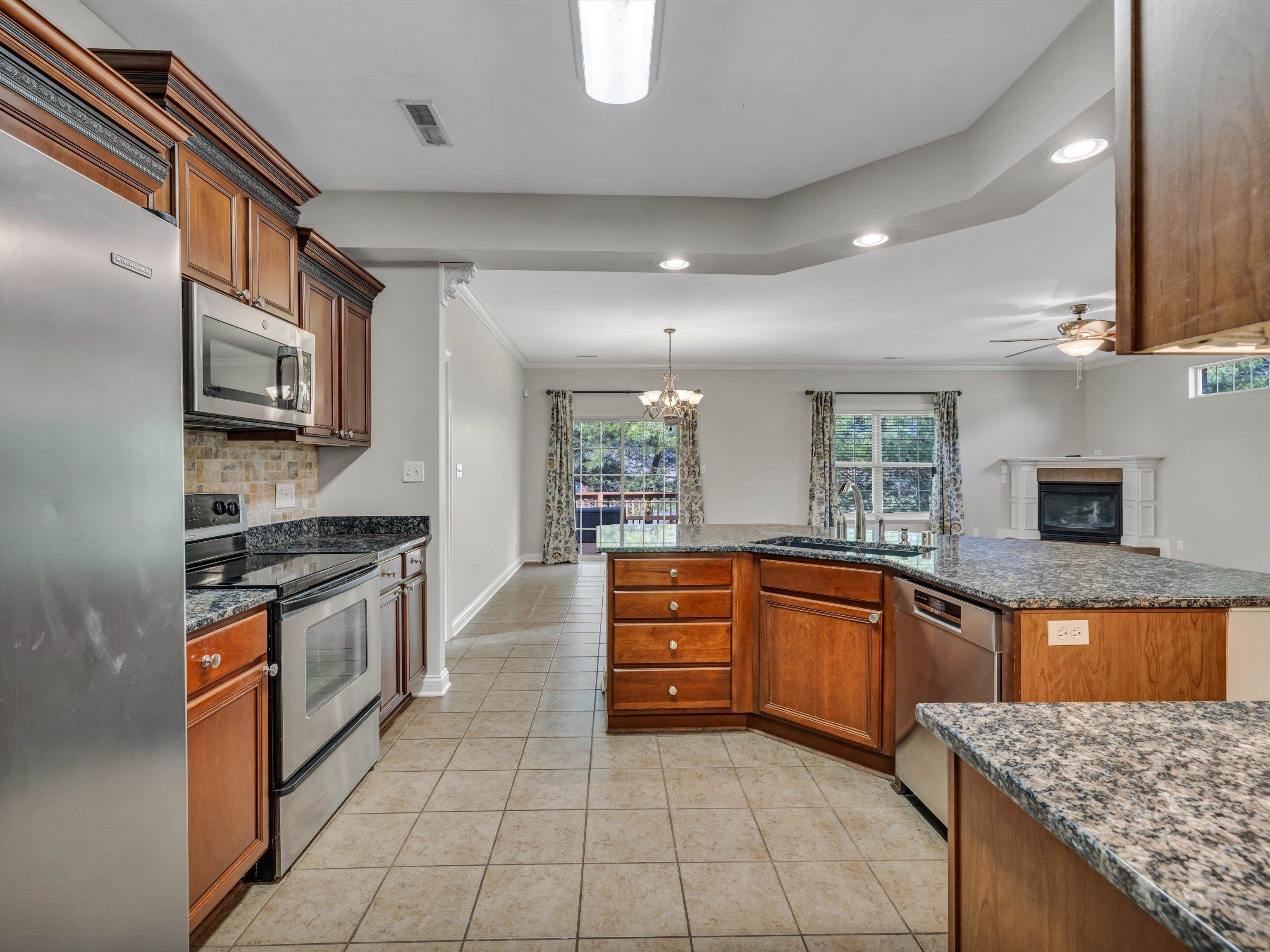3153 Spring Run, Owensboro, Kentucky 42303, 4 Bedrooms Bedrooms, ,3 BathroomsBathrooms,Single Family Residence,For Sale,Spring Run,88681