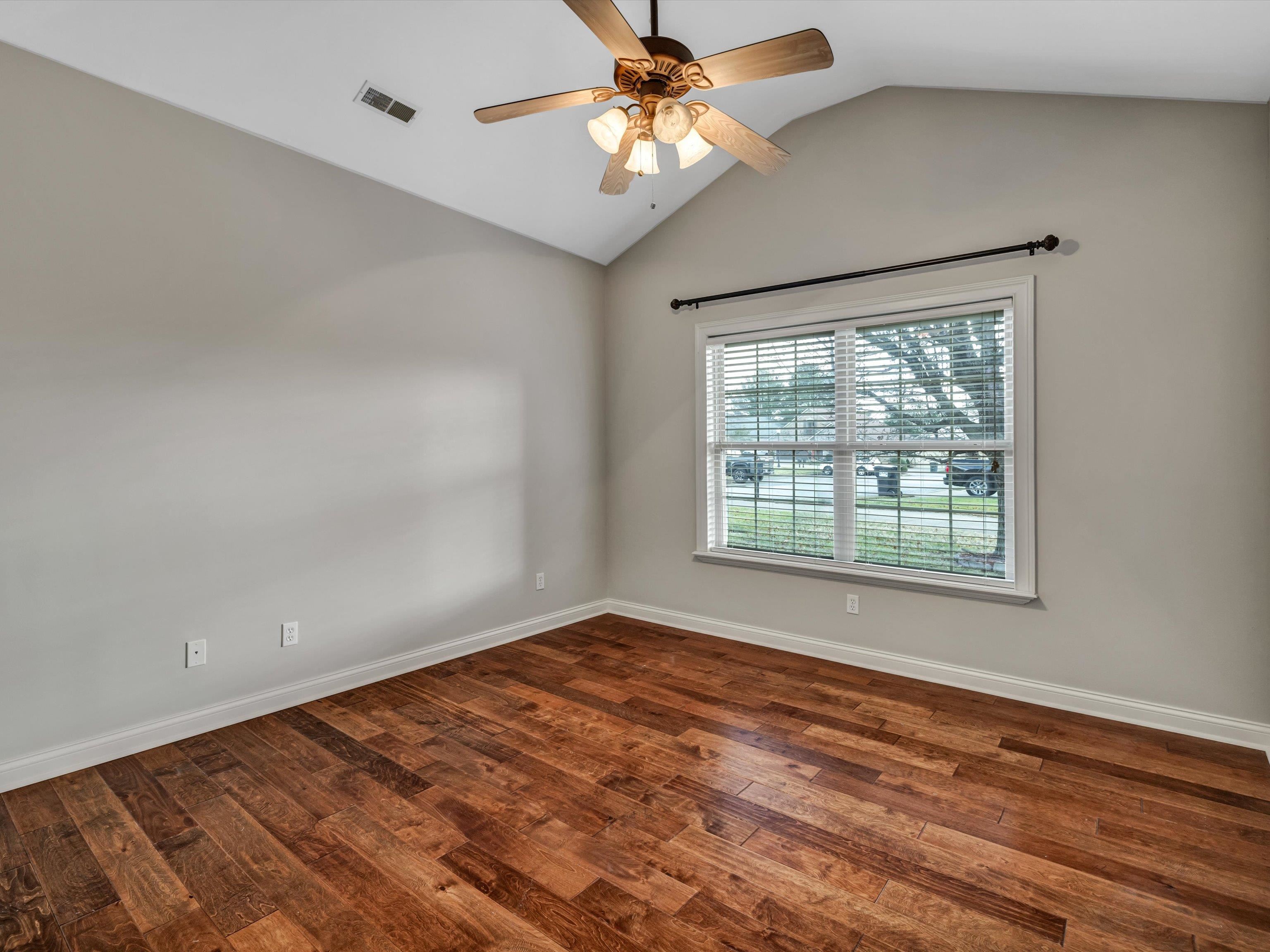 3153 Spring Run, Owensboro, Kentucky 42303, 4 Bedrooms Bedrooms, ,3 BathroomsBathrooms,Single Family Residence,For Sale,Spring Run,88681