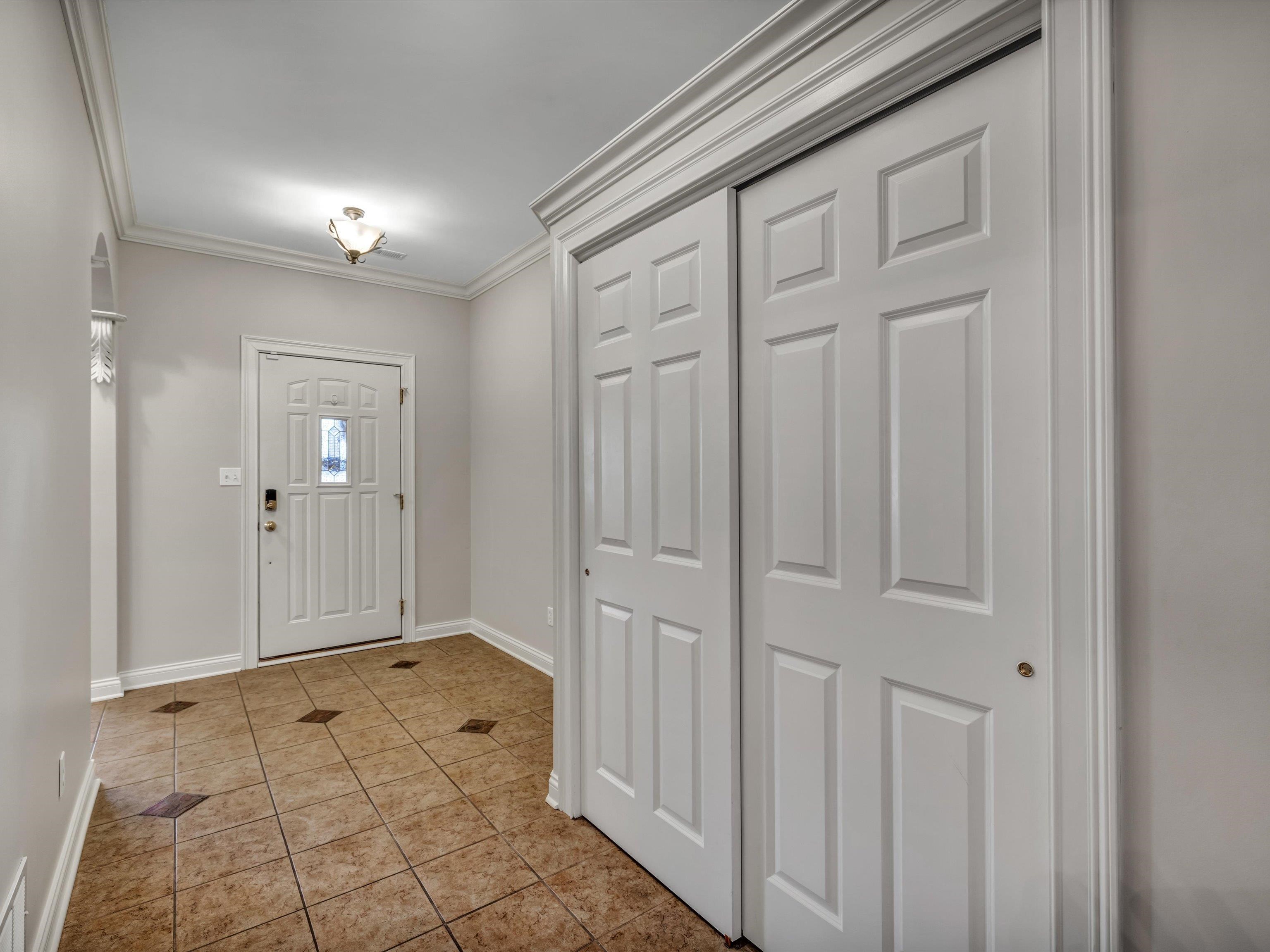 3153 Spring Run, Owensboro, Kentucky 42303, 4 Bedrooms Bedrooms, ,3 BathroomsBathrooms,Single Family Residence,For Sale,Spring Run,88681