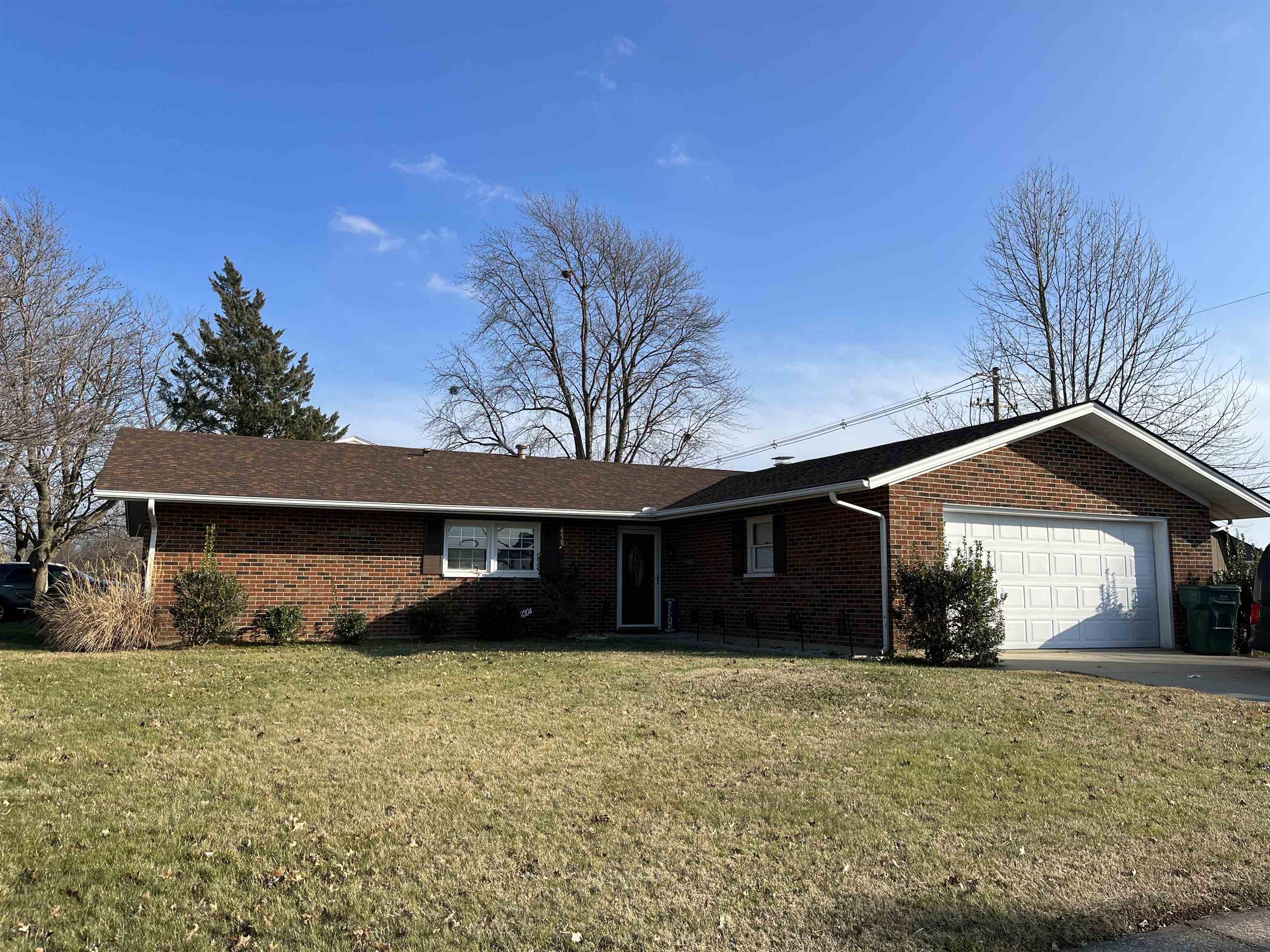 2304 Middleground Dr, Owensboro, Kentucky 42301, 3 Bedrooms Bedrooms, ,2 BathroomsBathrooms,Single Family Residence,For Sale,Middleground Dr,88691