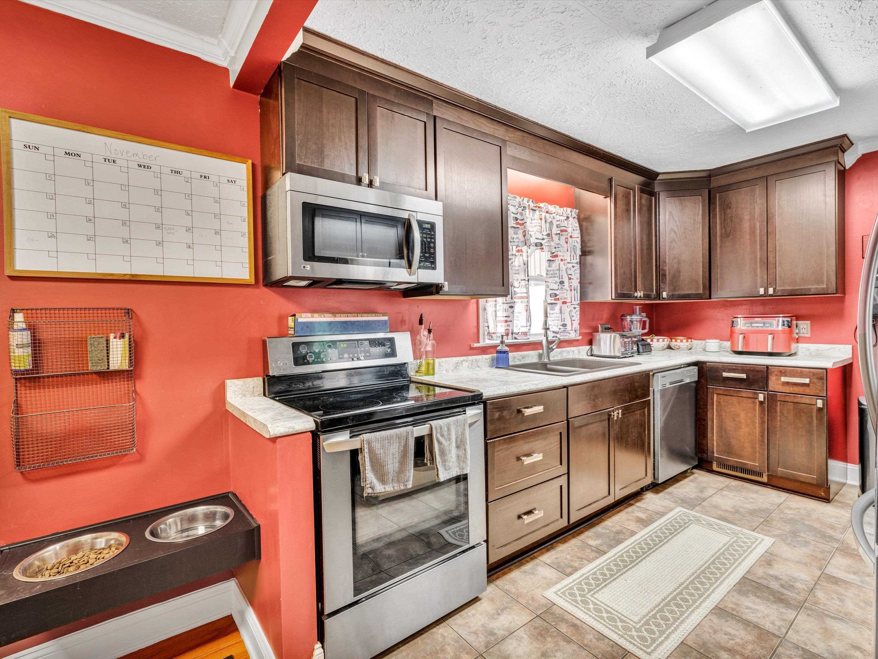 236 Cardinal Lane, Owensboro, Kentucky 42303, 3 Bedrooms Bedrooms, ,1 BathroomBathrooms,Single Family Residence,For Sale,Cardinal Lane,88729