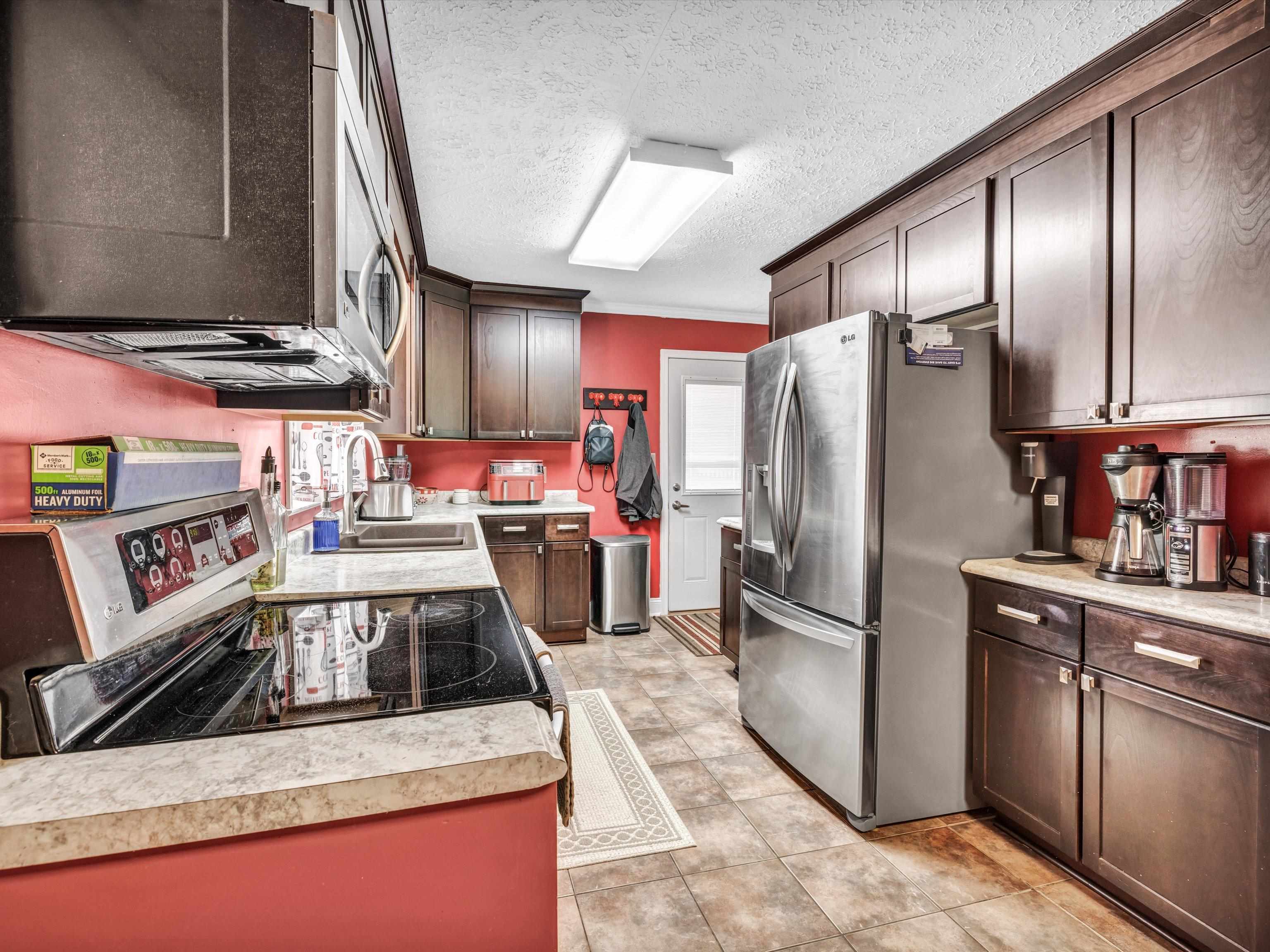 236 Cardinal Lane, Owensboro, Kentucky 42303, 3 Bedrooms Bedrooms, ,1 BathroomBathrooms,Single Family Residence,For Sale,Cardinal Lane,88729