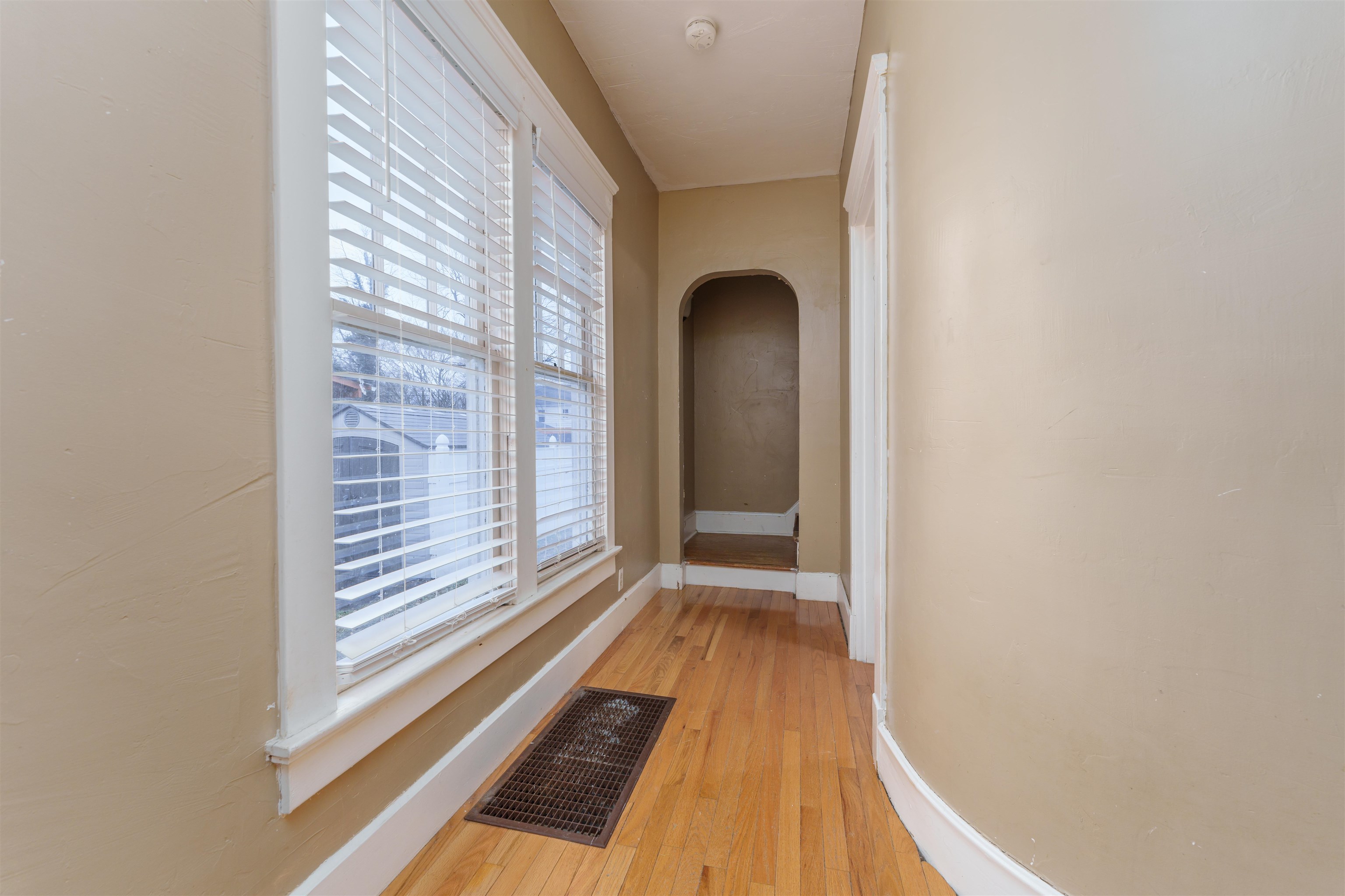 1206 Locust Street, Owensboro, Kentucky 42301, 4 Bedrooms Bedrooms, ,1 BathroomBathrooms,Single Family Residence,For Sale,Locust Street,88754