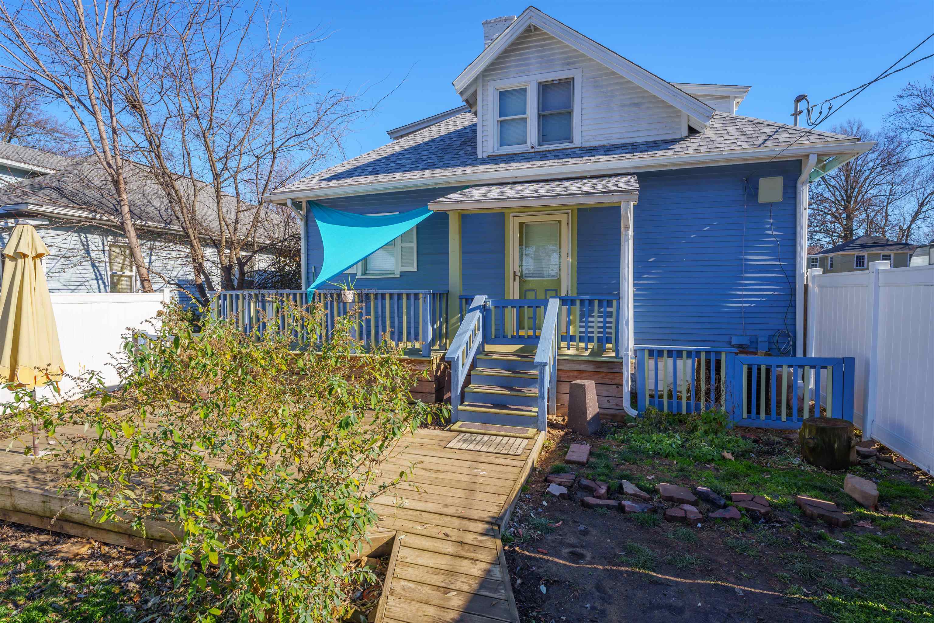 1206 Locust Street, Owensboro, Kentucky 42301, 4 Bedrooms Bedrooms, ,1 BathroomBathrooms,Single Family Residence,For Sale,Locust Street,88754