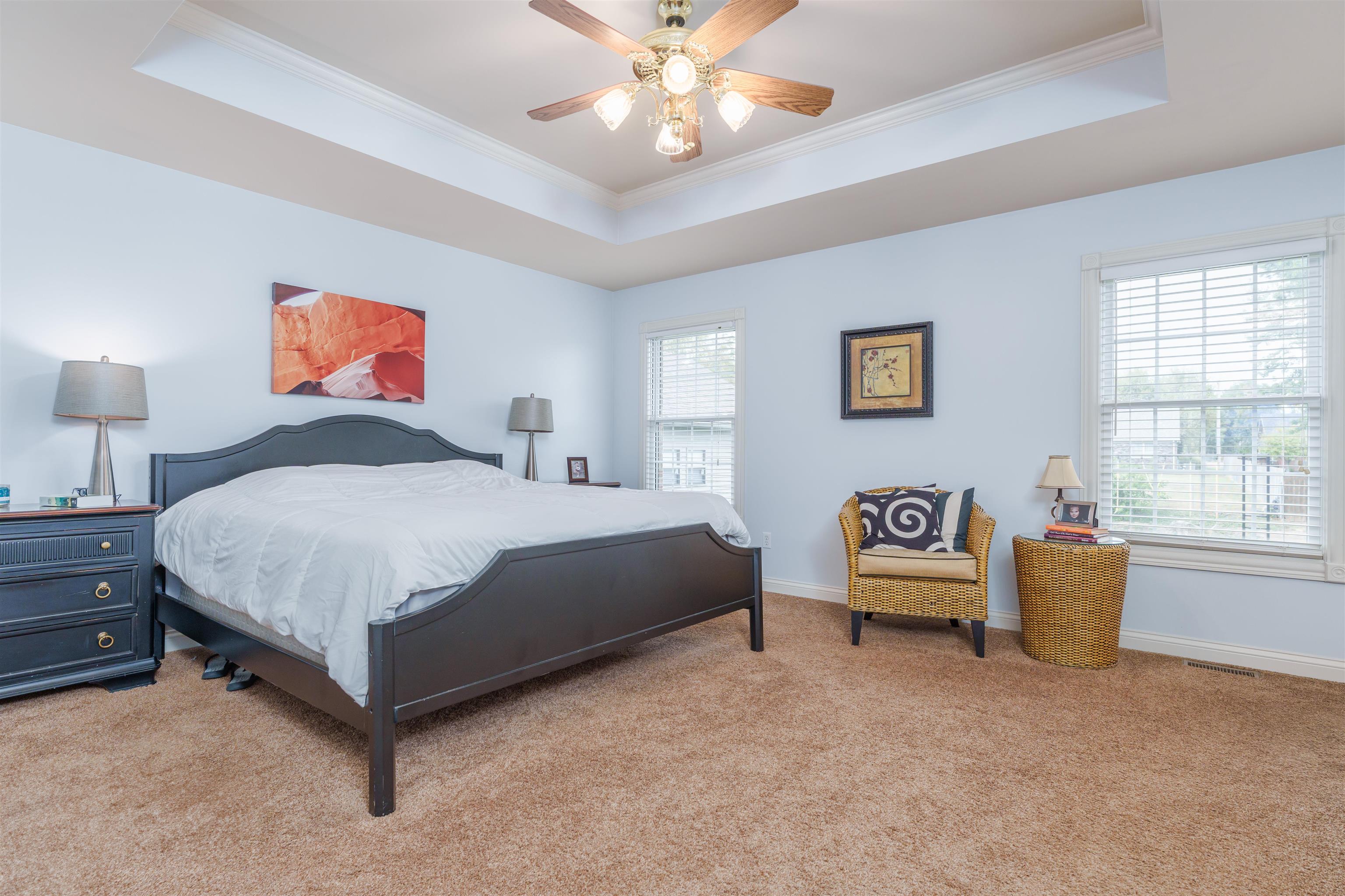 6399 Springwood Drive, Owensboro, Kentucky 42301, 4 Bedrooms Bedrooms, ,2 BathroomsBathrooms,Single Family Residence,For Sale,Springwood Drive,88755