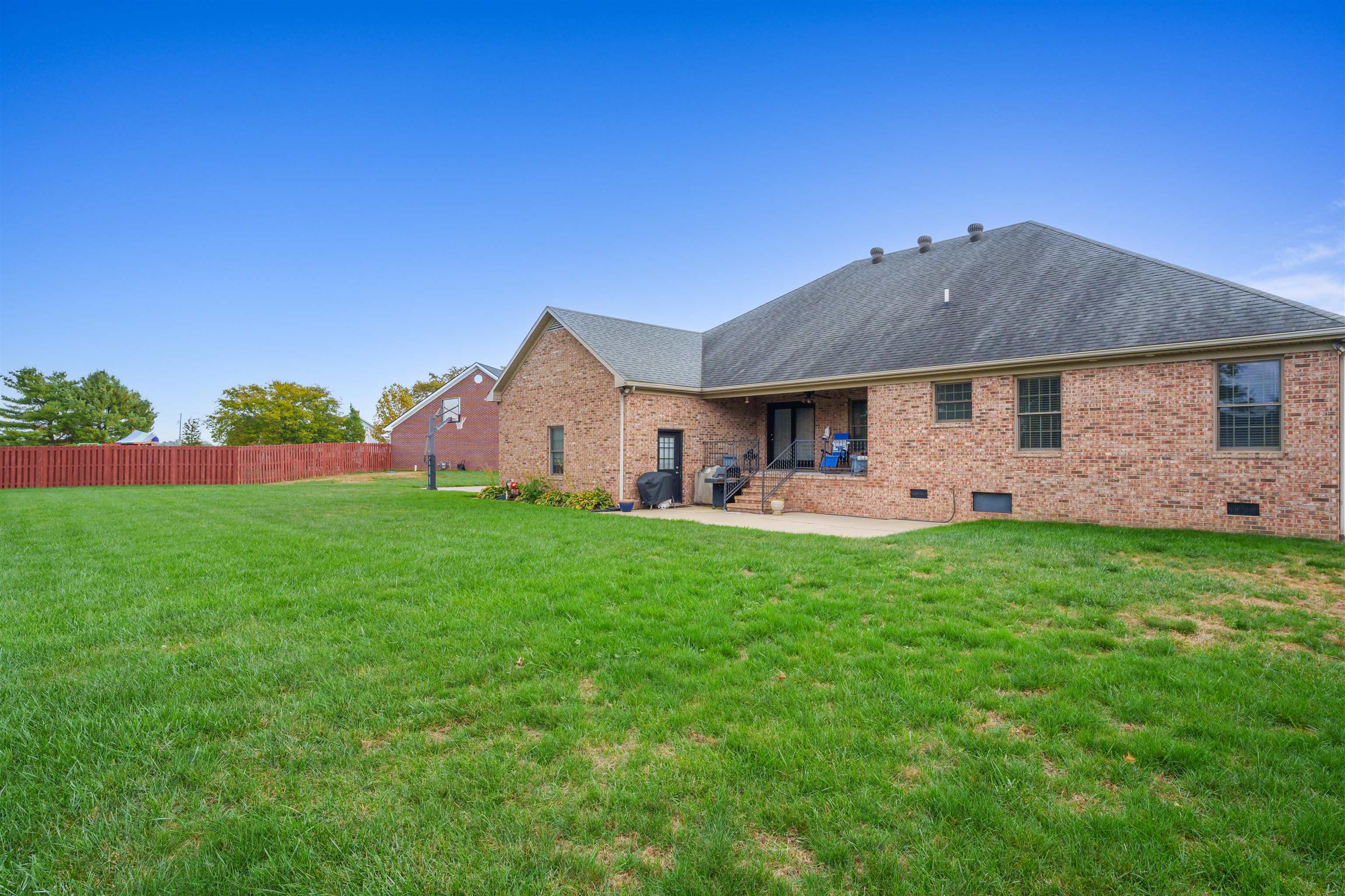 6399 Springwood Drive, Owensboro, Kentucky 42301, 4 Bedrooms Bedrooms, ,2 BathroomsBathrooms,Single Family Residence,For Sale,Springwood Drive,88755