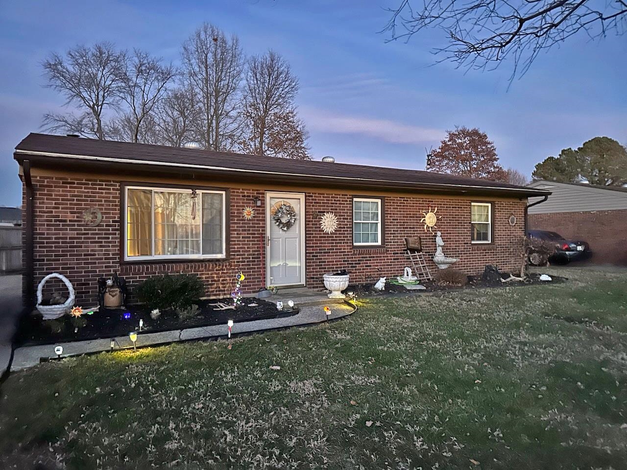 5359 Ashland Avenue, Owensboro, Kentucky 42301, 2 Bedrooms Bedrooms, ,1 BathroomBathrooms,Single Family Residence,For Sale,Ashland Avenue,88763