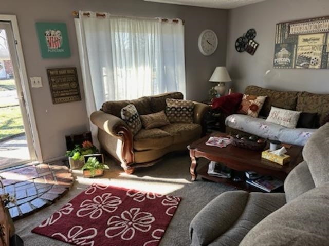 5359 Ashland Avenue, Owensboro, Kentucky 42301, 2 Bedrooms Bedrooms, ,1 BathroomBathrooms,Single Family Residence,For Sale,Ashland Avenue,88763