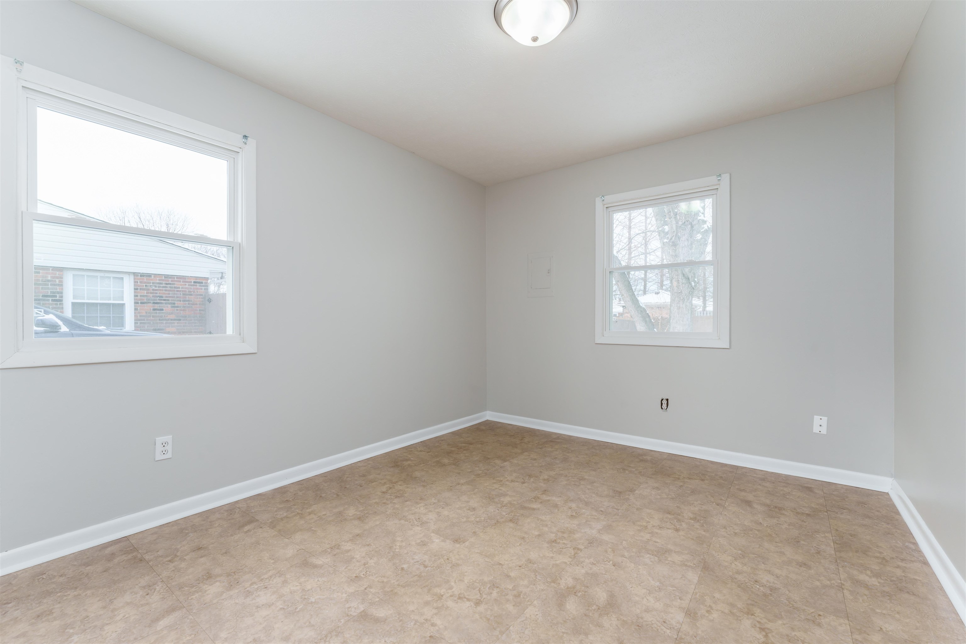 2219 Lovell Dr, Owensboro, Kentucky 42301, 3 Bedrooms Bedrooms, ,1 BathroomBathrooms,Single Family Residence,For Sale,Lovell Dr,88766