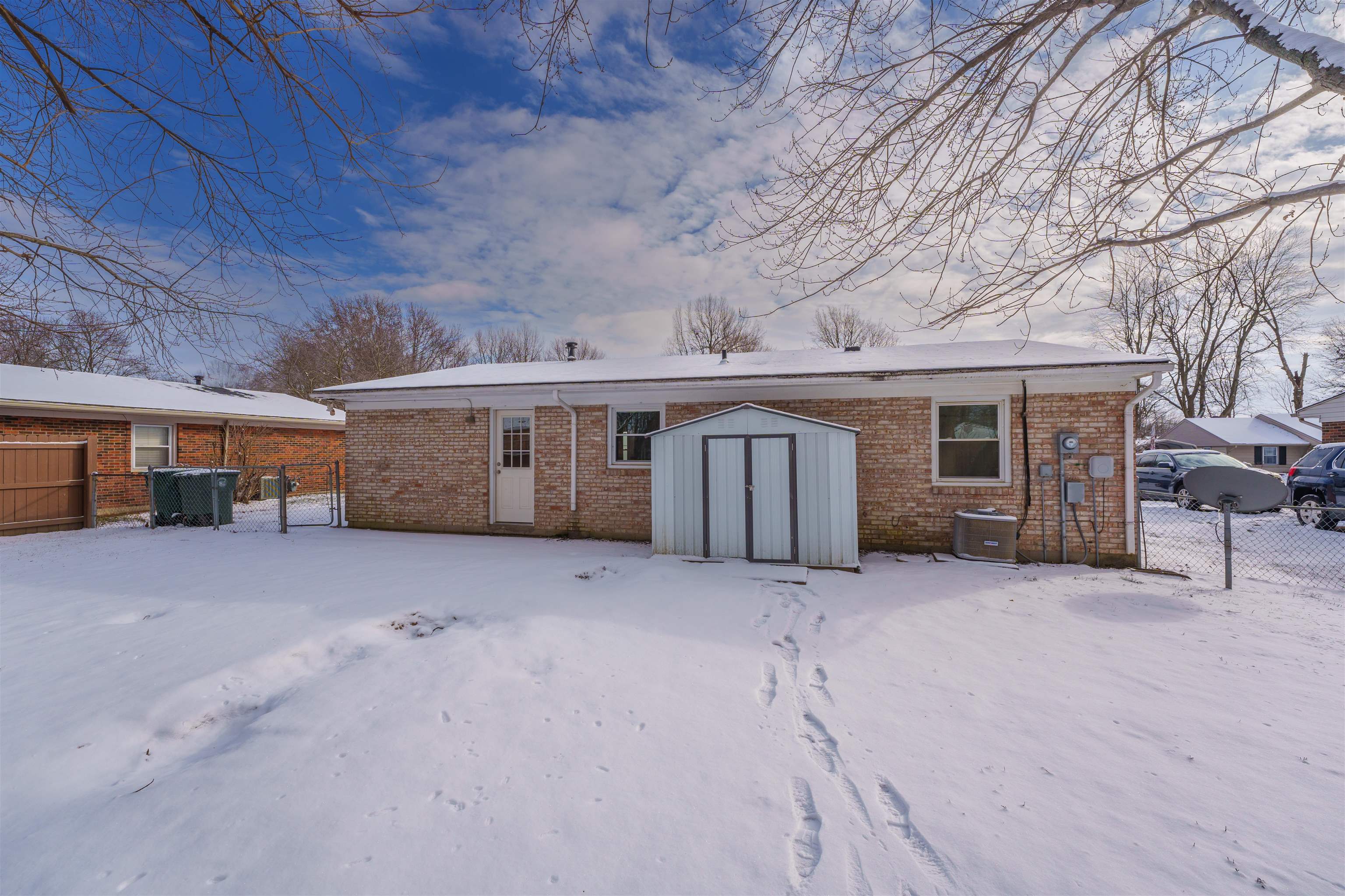 2219 Lovell Dr, Owensboro, Kentucky 42301, 3 Bedrooms Bedrooms, ,1 BathroomBathrooms,Single Family Residence,For Sale,Lovell Dr,88766