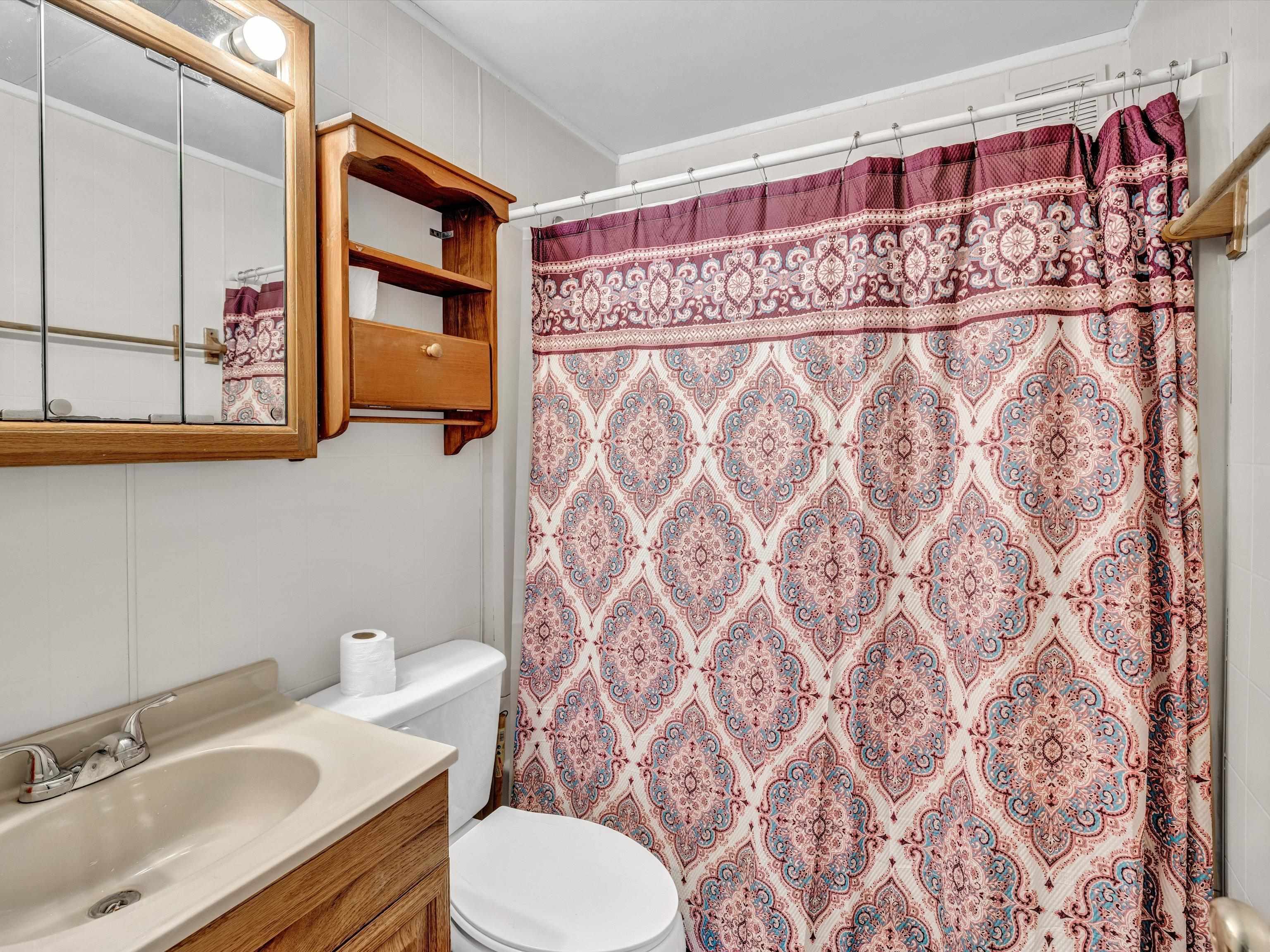 2535 West 6th Street, Owensboro, Kentucky 42303, 3 Bedrooms Bedrooms, ,1 BathroomBathrooms,Single Family Residence,For Sale,West 6th Street,88767