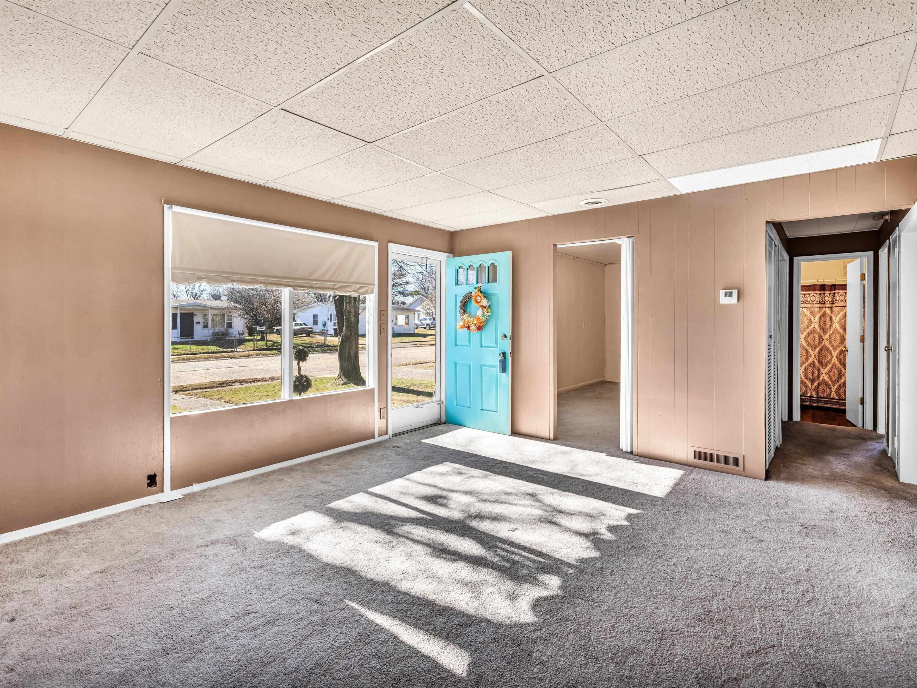 2535 West 6th Street, Owensboro, Kentucky 42303, 3 Bedrooms Bedrooms, ,1 BathroomBathrooms,Single Family Residence,For Sale,West 6th Street,88767