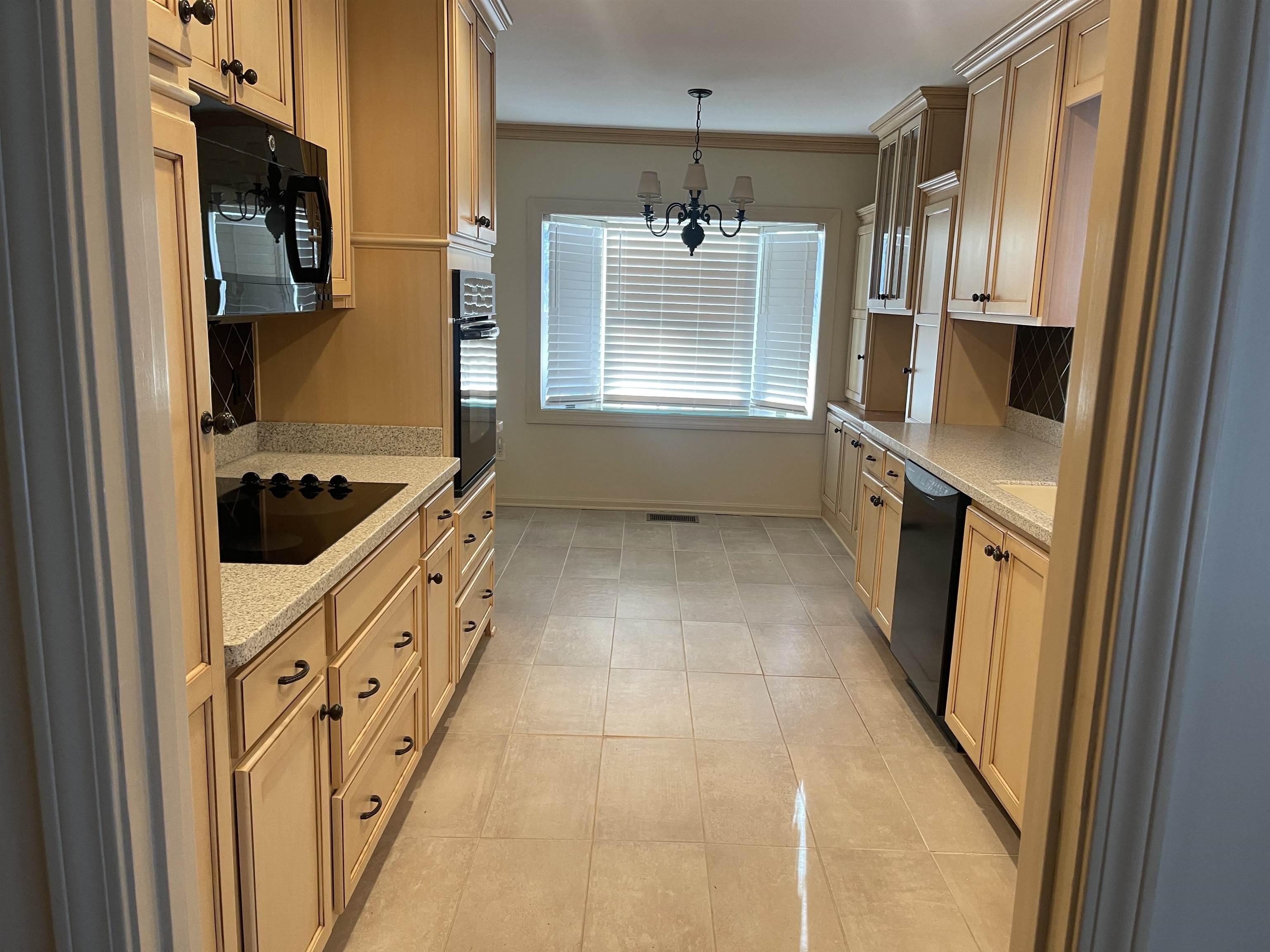 15 B Quail Ridge Ct, Owensboro, Kentucky 42303, 2 Bedrooms Bedrooms, ,2 BathroomsBathrooms,Condominium,For Sale,Quail Ridge Ct,88768