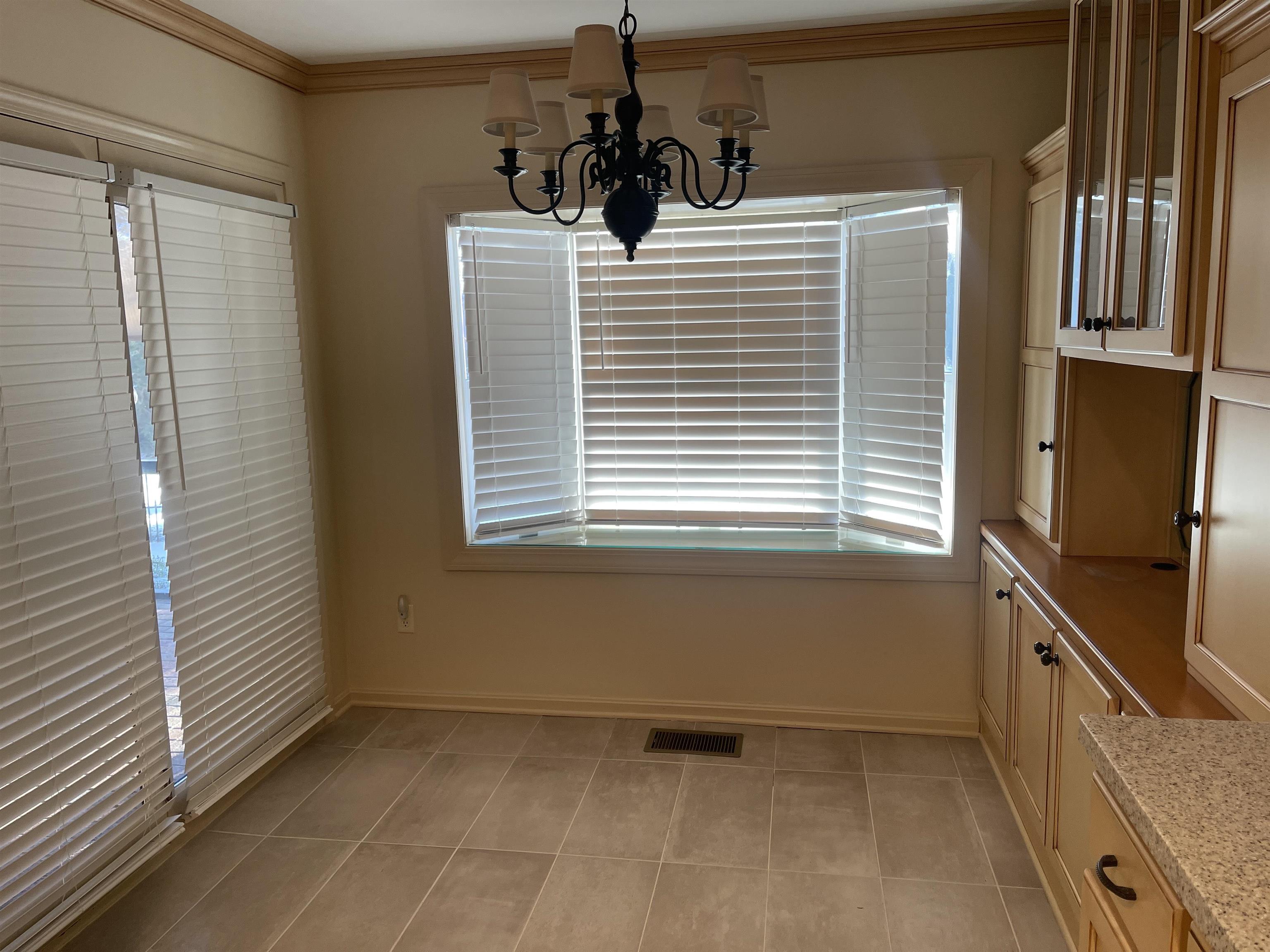 15 B Quail Ridge Ct, Owensboro, Kentucky 42303, 2 Bedrooms Bedrooms, ,2 BathroomsBathrooms,Condominium,For Sale,Quail Ridge Ct,88768