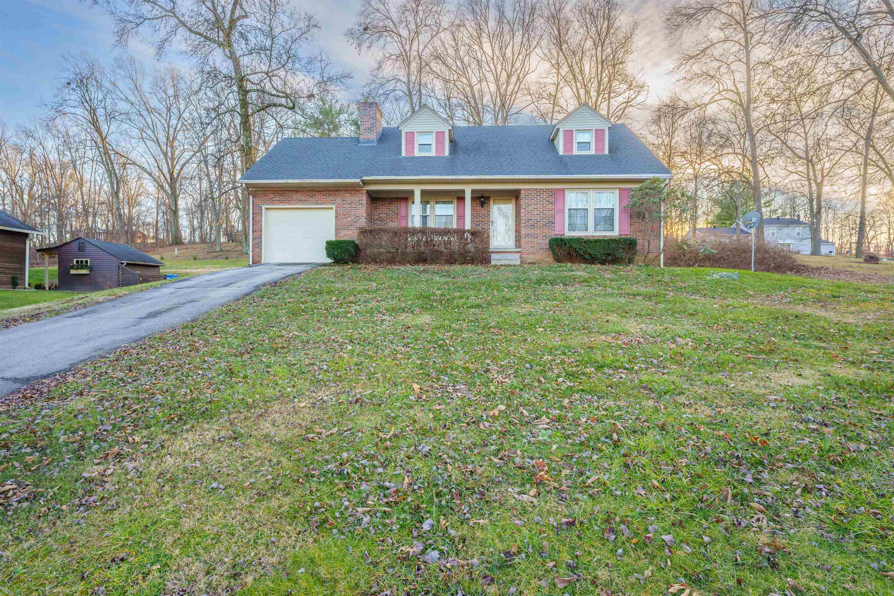 315 Windsong Dr, Hawesville, Kentucky 42348, 4 Bedrooms Bedrooms, ,2 BathroomsBathrooms,Single Family Residence,For Sale,Windsong Dr,88780