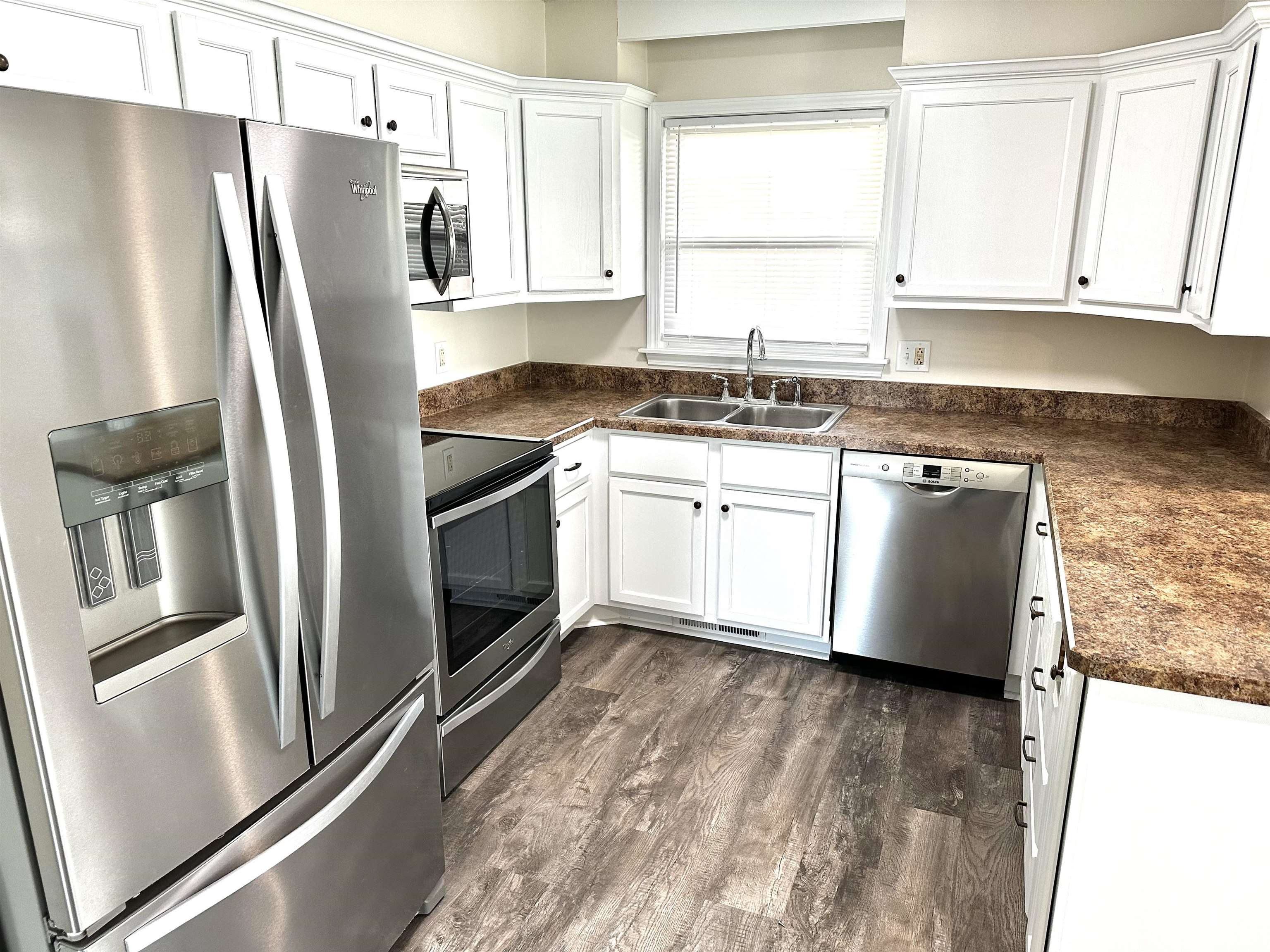 2505 Cavalcade, Owensboro, Kentucky 42301, 3 Bedrooms Bedrooms, ,2 BathroomsBathrooms,Single Family Residence,For Sale,Cavalcade,88801