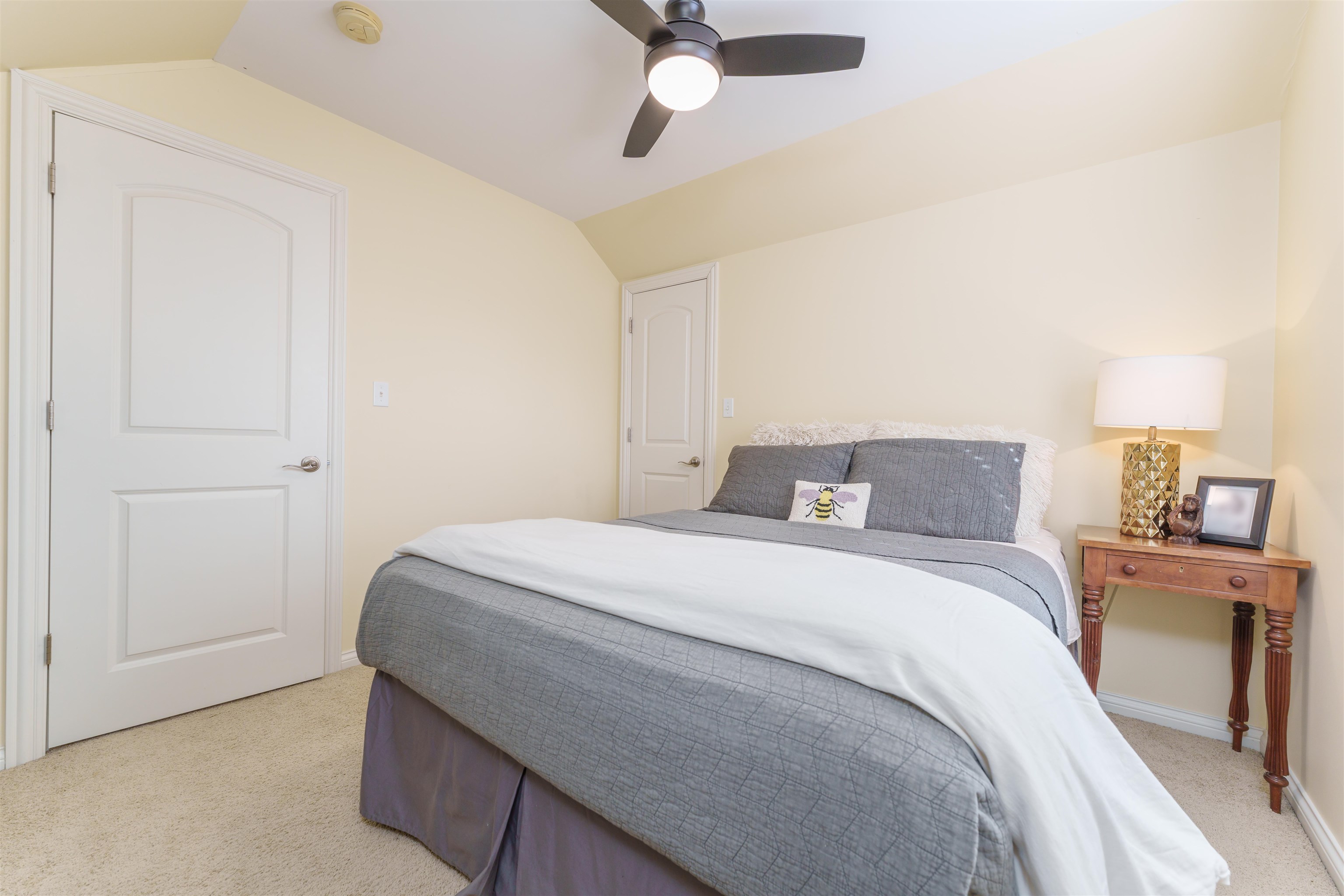2102 Cedar Street, Owensboro, Kentucky 42301, 3 Bedrooms Bedrooms, ,2 BathroomsBathrooms,Single Family Residence,For Sale,Cedar Street,88802