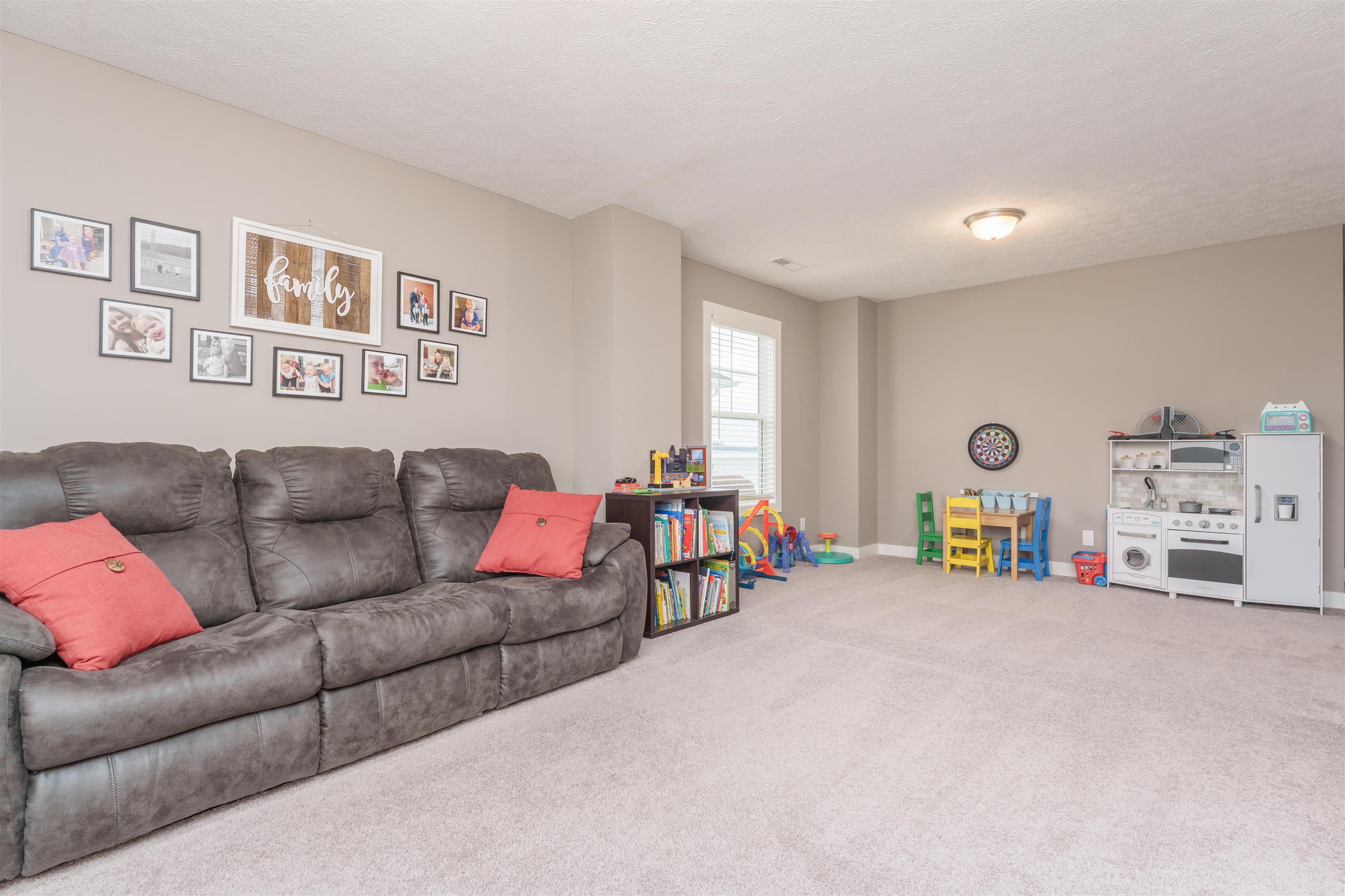 6805 Valley Brook Trace, Utica, Kentucky 42376, 4 Bedrooms Bedrooms, ,2 BathroomsBathrooms,Single Family Residence,For Sale,Valley Brook Trace,88803