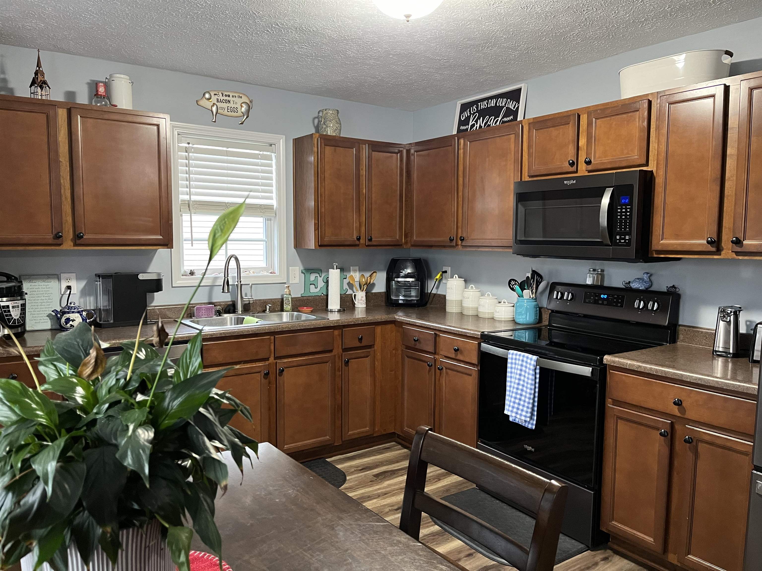 2442 Trails Run Pointe, Owensboro, Kentucky 42303, 3 Bedrooms Bedrooms, ,2 BathroomsBathrooms,Single Family Residence,For Sale,Trails Run Pointe,88845