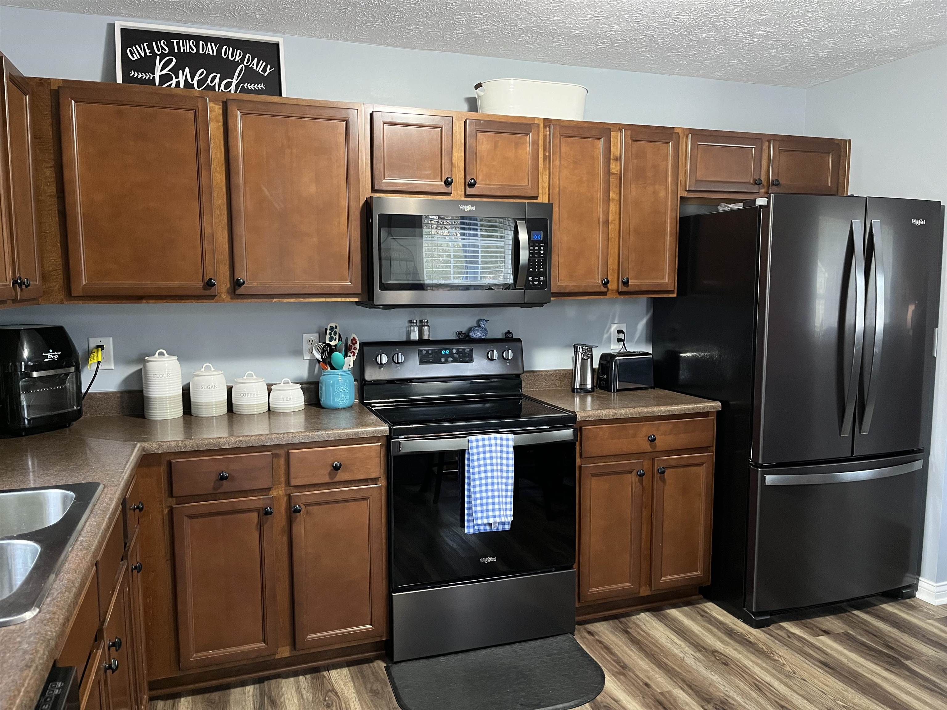 2442 Trails Run Pointe, Owensboro, Kentucky 42303, 3 Bedrooms Bedrooms, ,2 BathroomsBathrooms,Single Family Residence,For Sale,Trails Run Pointe,88845