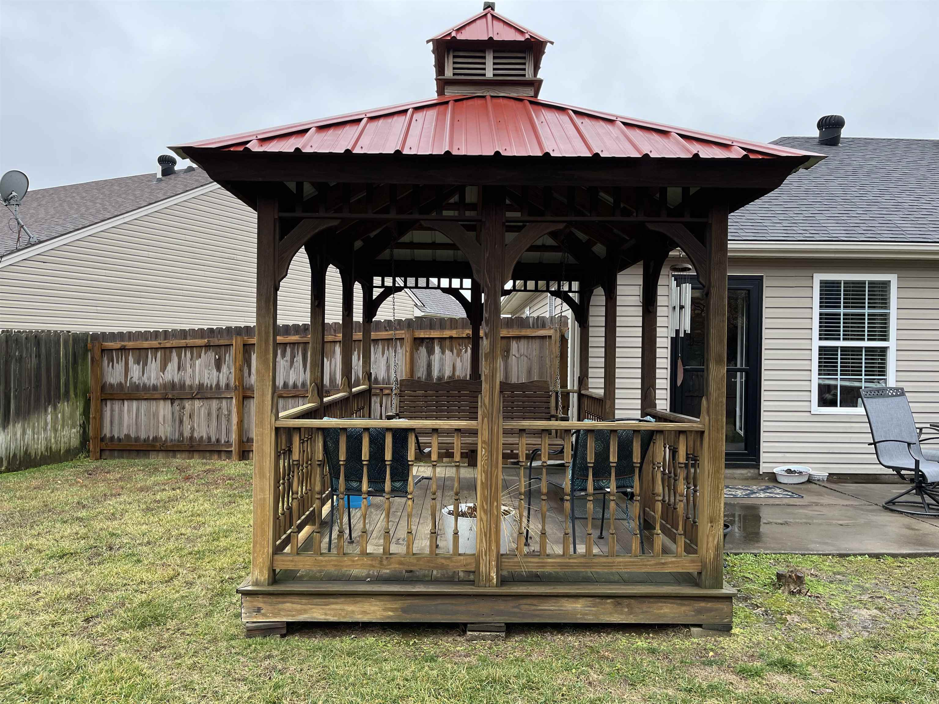 2442 Trails Run Pointe, Owensboro, Kentucky 42303, 3 Bedrooms Bedrooms, ,2 BathroomsBathrooms,Single Family Residence,For Sale,Trails Run Pointe,88845