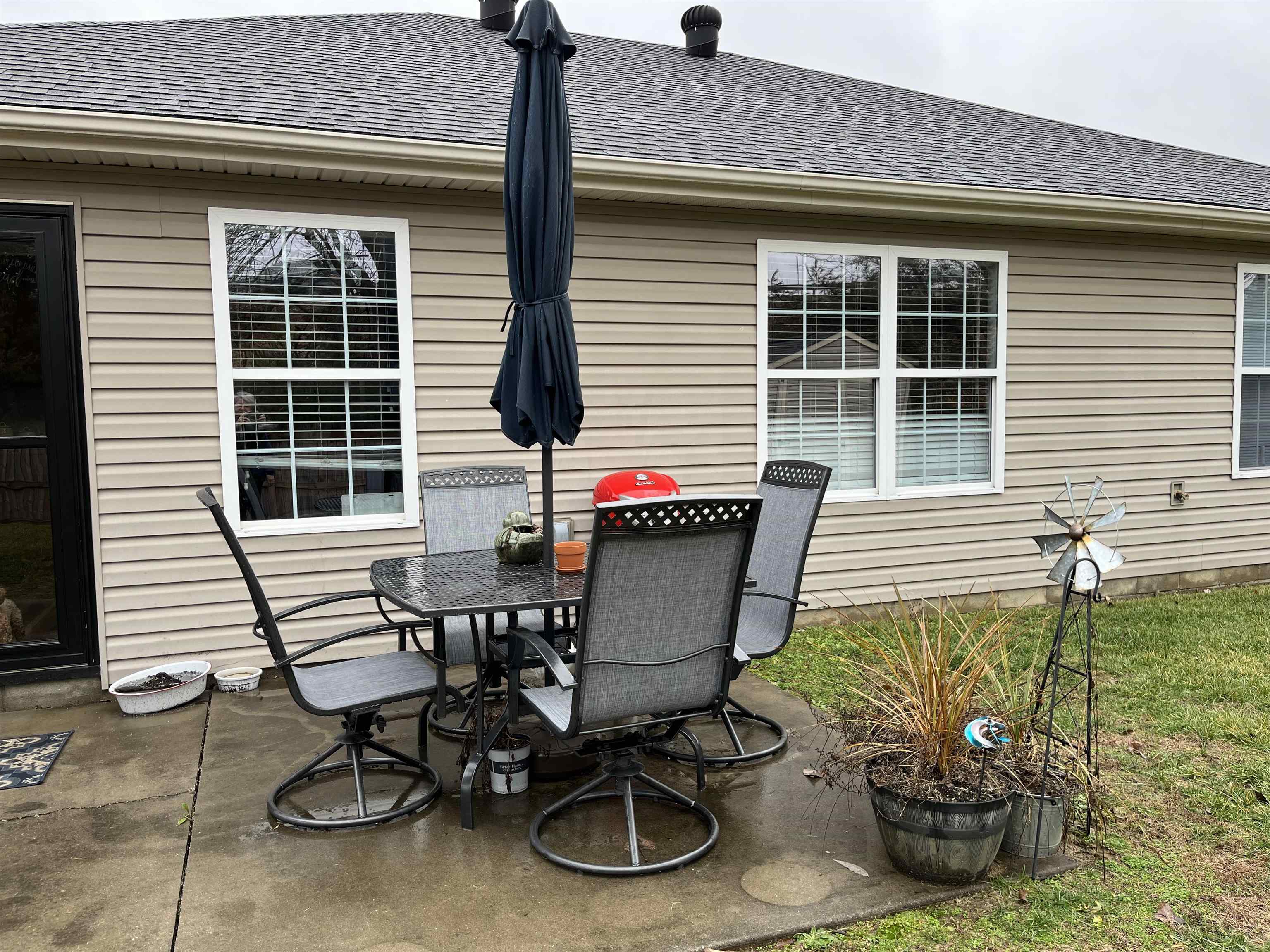 2442 Trails Run Pointe, Owensboro, Kentucky 42303, 3 Bedrooms Bedrooms, ,2 BathroomsBathrooms,Single Family Residence,For Sale,Trails Run Pointe,88845