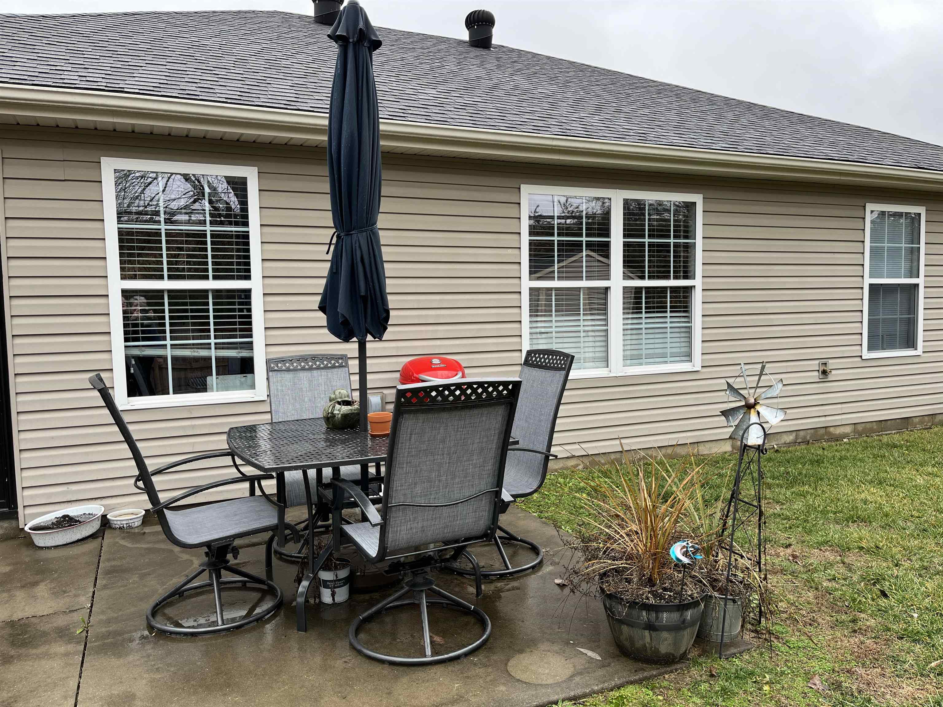2442 Trails Run Pointe, Owensboro, Kentucky 42303, 3 Bedrooms Bedrooms, ,2 BathroomsBathrooms,Single Family Residence,For Sale,Trails Run Pointe,88845