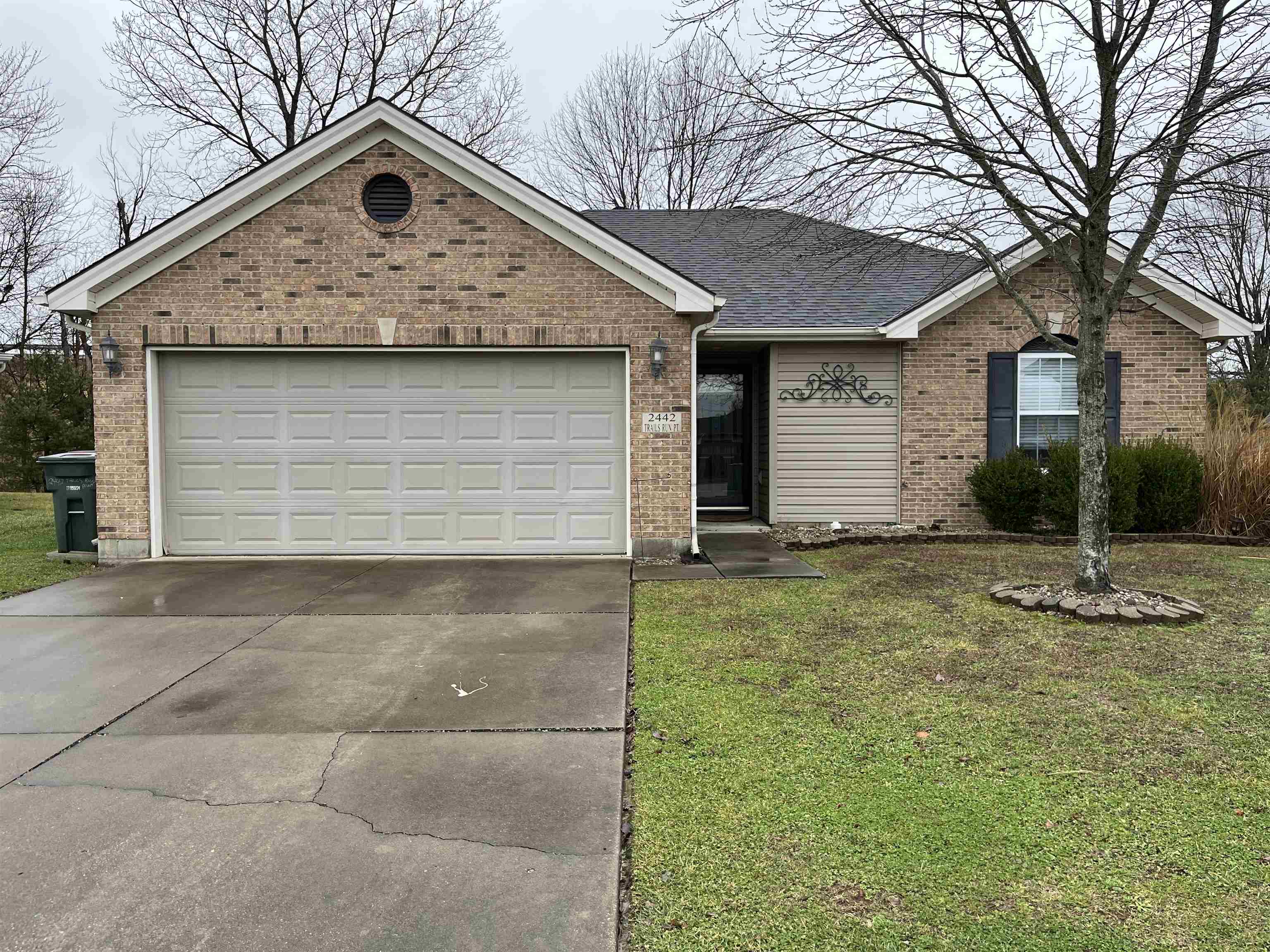 2442 Trails Run Pointe, Owensboro, Kentucky 42303, 3 Bedrooms Bedrooms, ,2 BathroomsBathrooms,Single Family Residence,For Sale,Trails Run Pointe,88845