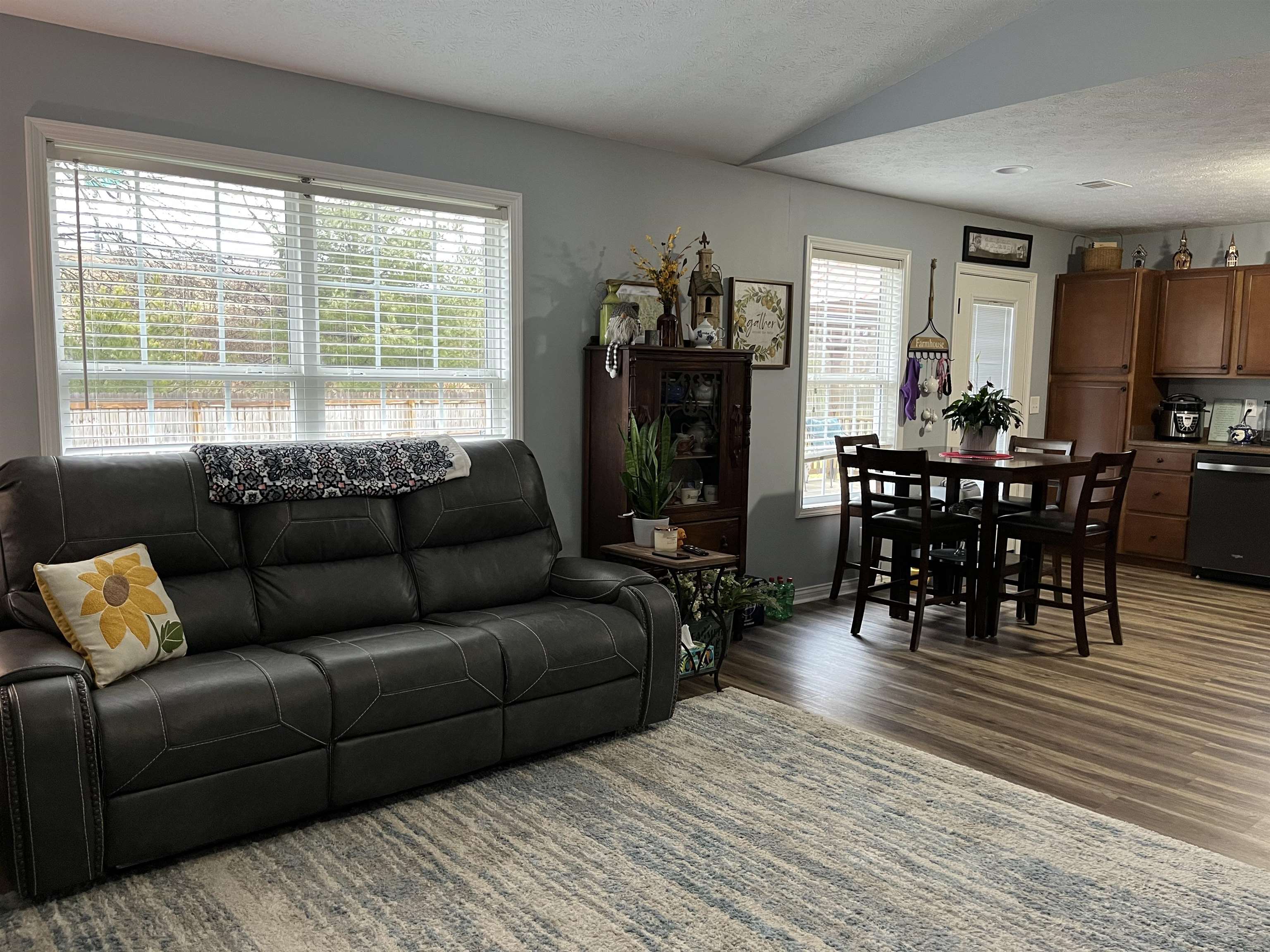 2442 Trails Run Pointe, Owensboro, Kentucky 42303, 3 Bedrooms Bedrooms, ,2 BathroomsBathrooms,Single Family Residence,For Sale,Trails Run Pointe,88845