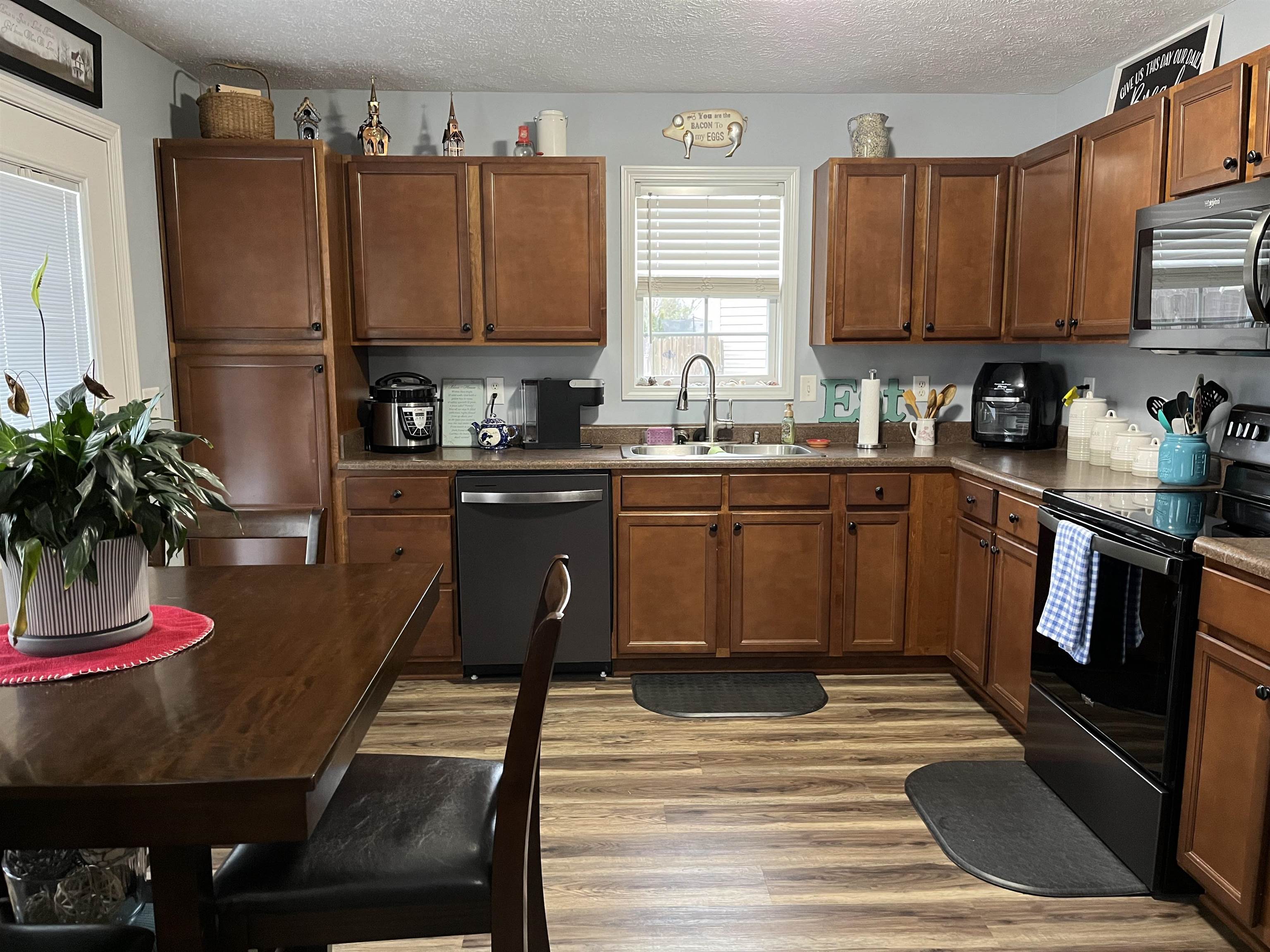 2442 Trails Run Pointe, Owensboro, Kentucky 42303, 3 Bedrooms Bedrooms, ,2 BathroomsBathrooms,Single Family Residence,For Sale,Trails Run Pointe,88845