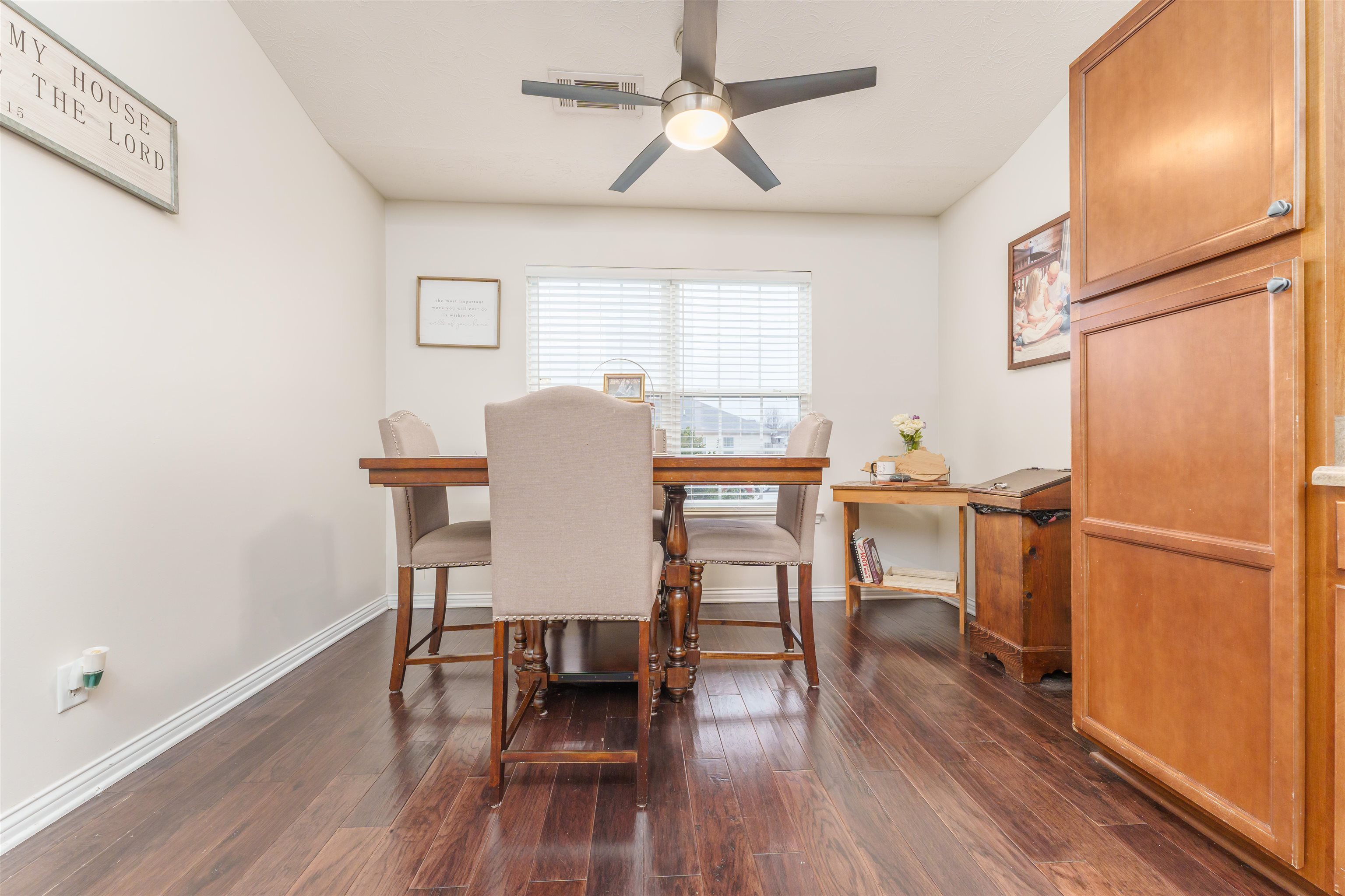 368 Camden Circle, Owensboro, Kentucky 42301, 3 Bedrooms Bedrooms, ,2 BathroomsBathrooms,Single Family Residence,For Sale,Camden Circle,88851