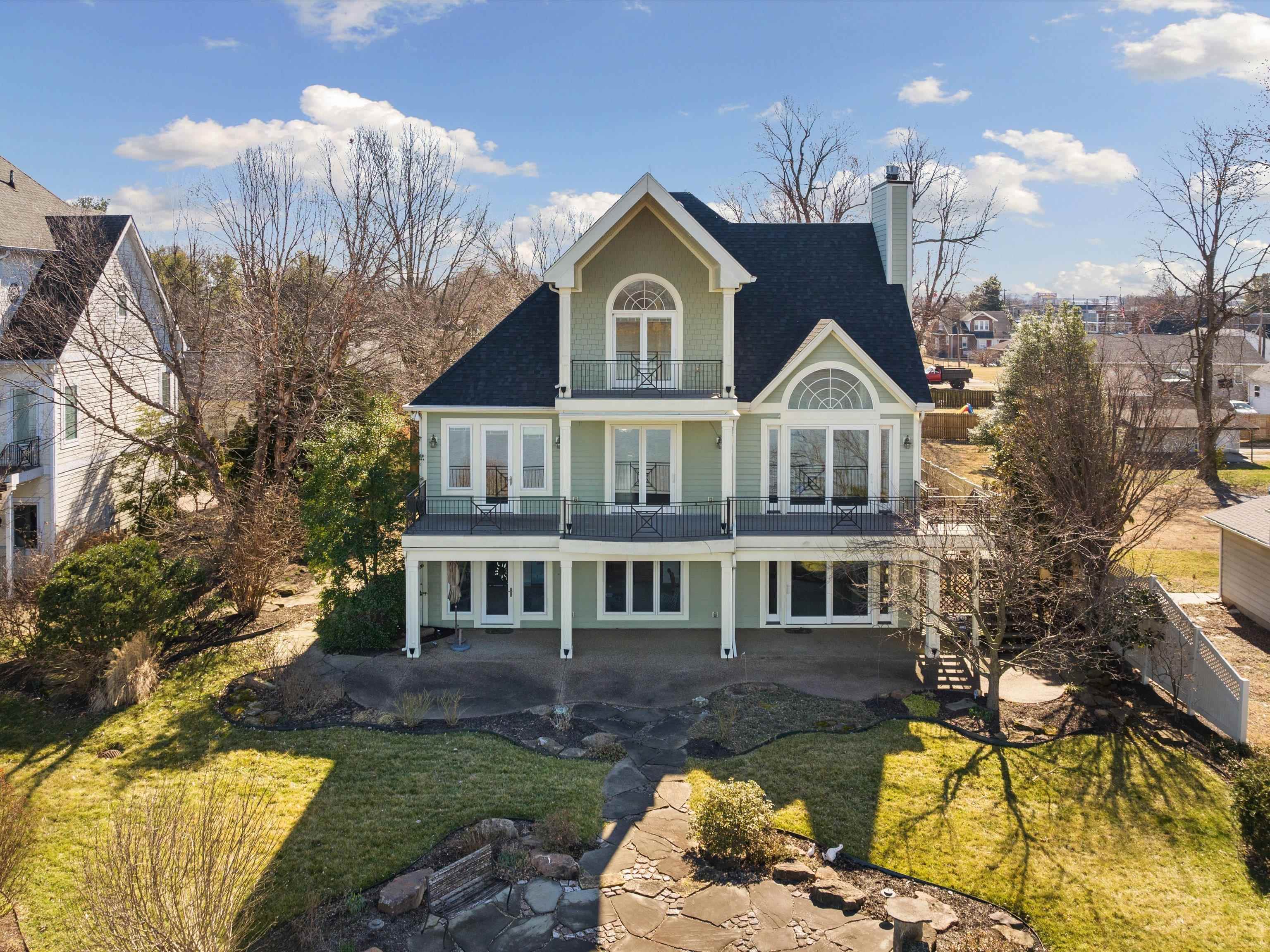 210 Stewart Court, Owensboro, Kentucky 42303-0170, 3 Bedrooms Bedrooms, ,2 BathroomsBathrooms,Single Family Residence,For Sale,Stewart Court,88852