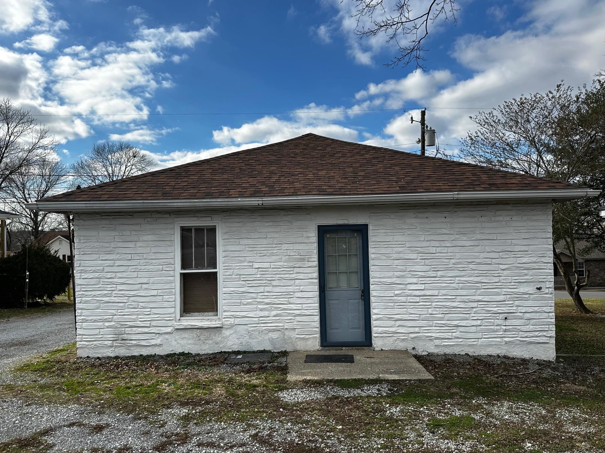 418 College Street, Greenville, Kentucky 42345, 2 Bedrooms Bedrooms, ,1 BathroomBathrooms,Ranch,For Sale,College Street,88884