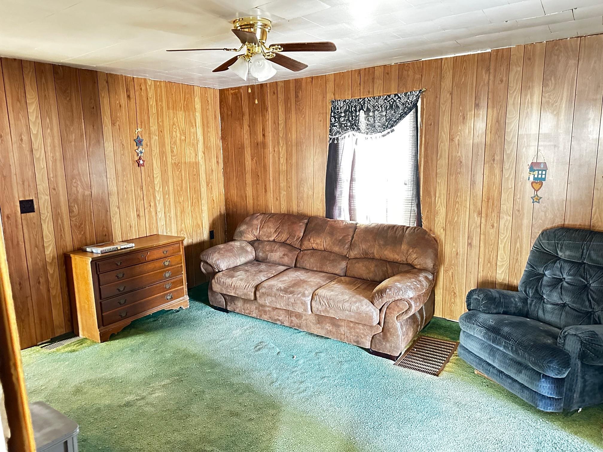 418 College Street, Greenville, Kentucky 42345, 2 Bedrooms Bedrooms, ,1 BathroomBathrooms,Ranch,For Sale,College Street,88884