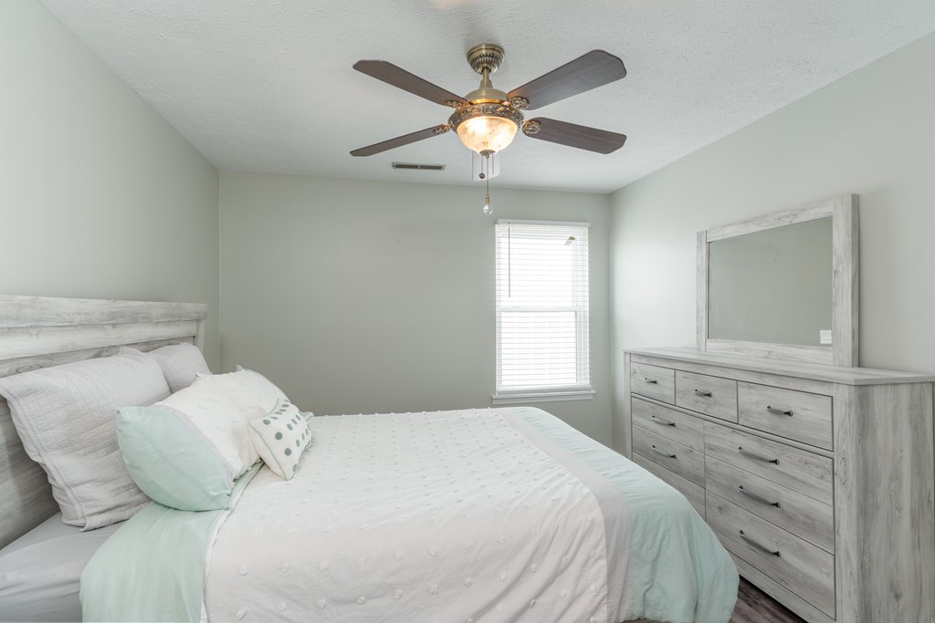 2508 Haviland Dr, Owensboro, Kentucky 42301, 3 Bedrooms Bedrooms, ,2 BathroomsBathrooms,Single Family Residence,For Sale,Haviland Dr,88890