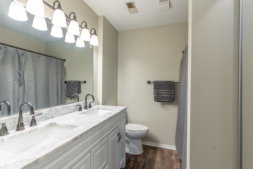 2508 Haviland Dr, Owensboro, Kentucky 42301, 3 Bedrooms Bedrooms, ,2 BathroomsBathrooms,Single Family Residence,For Sale,Haviland Dr,88890
