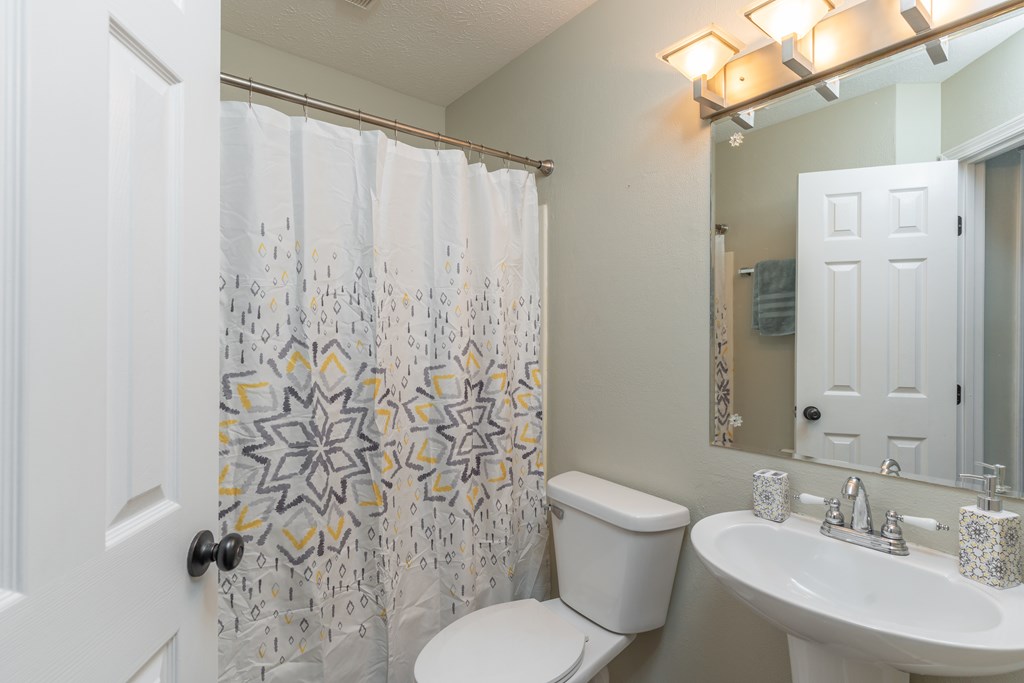 2508 Haviland Dr, Owensboro, Kentucky 42301, 3 Bedrooms Bedrooms, ,2 BathroomsBathrooms,Single Family Residence,For Sale,Haviland Dr,88890