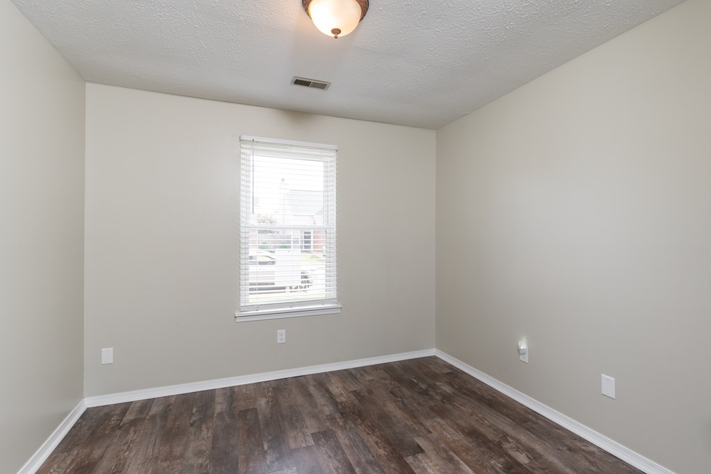 2508 Haviland Dr, Owensboro, Kentucky 42301, 3 Bedrooms Bedrooms, ,2 BathroomsBathrooms,Single Family Residence,For Sale,Haviland Dr,88890