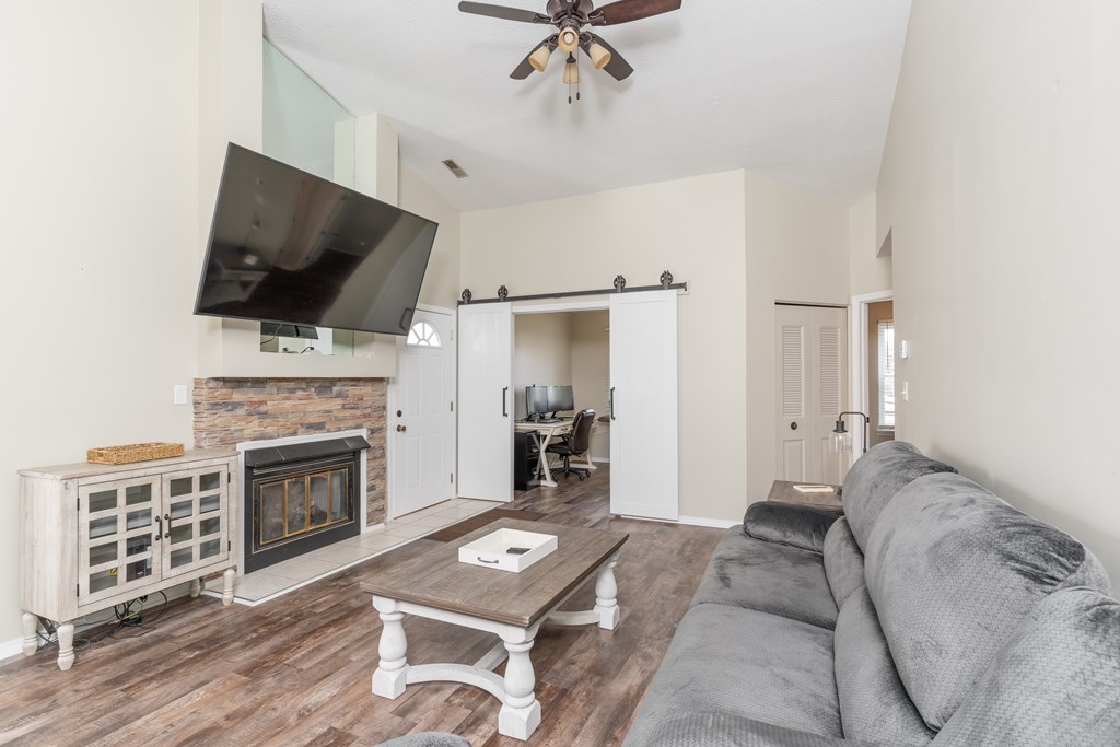 2508 Haviland Dr, Owensboro, Kentucky 42301, 3 Bedrooms Bedrooms, ,2 BathroomsBathrooms,Single Family Residence,For Sale,Haviland Dr,88890