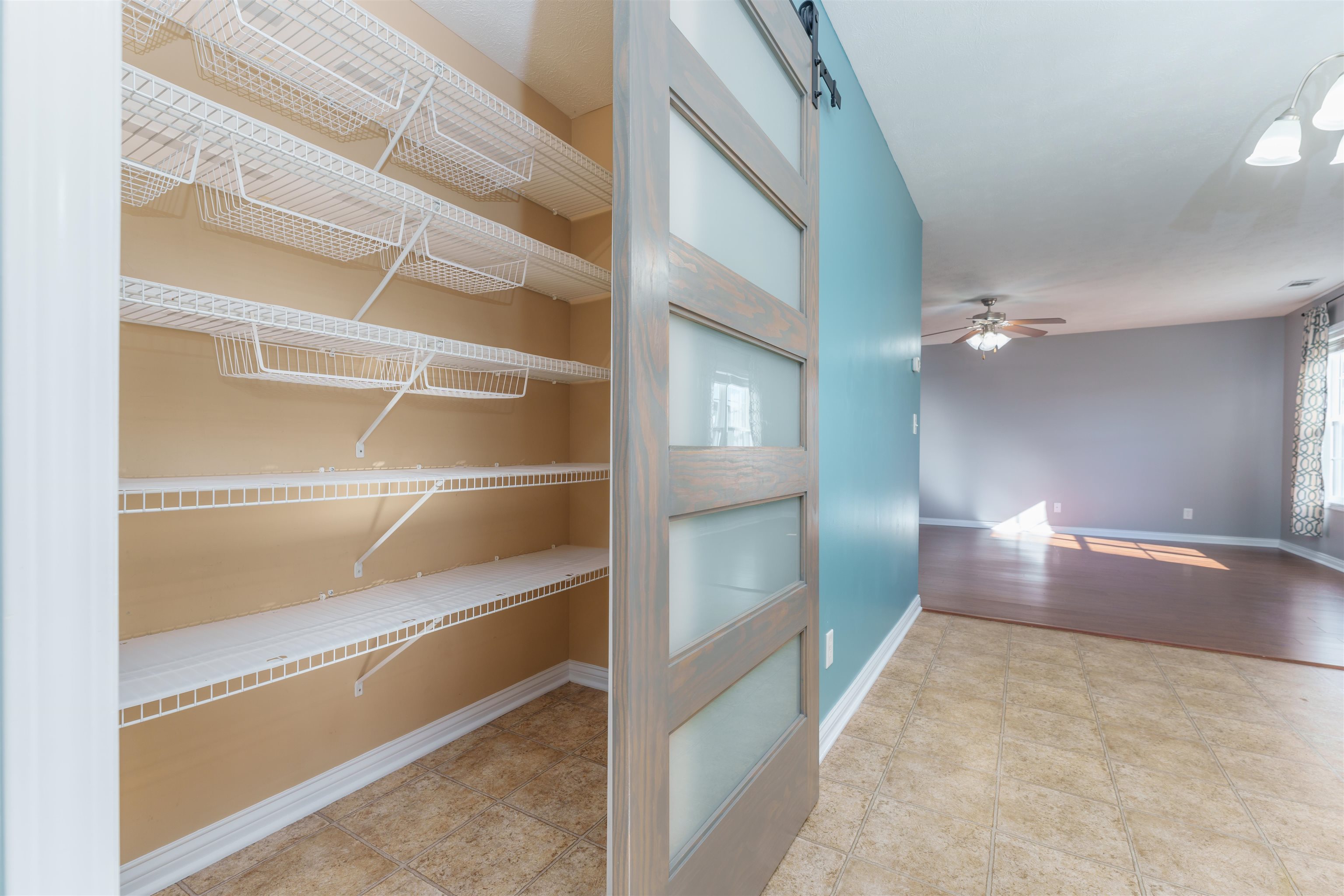 2160 Summer Walk, Owensboro, Kentucky 42303, 3 Bedrooms Bedrooms, ,2 BathroomsBathrooms,Single Family Residence,For Sale,Summer Walk,88892