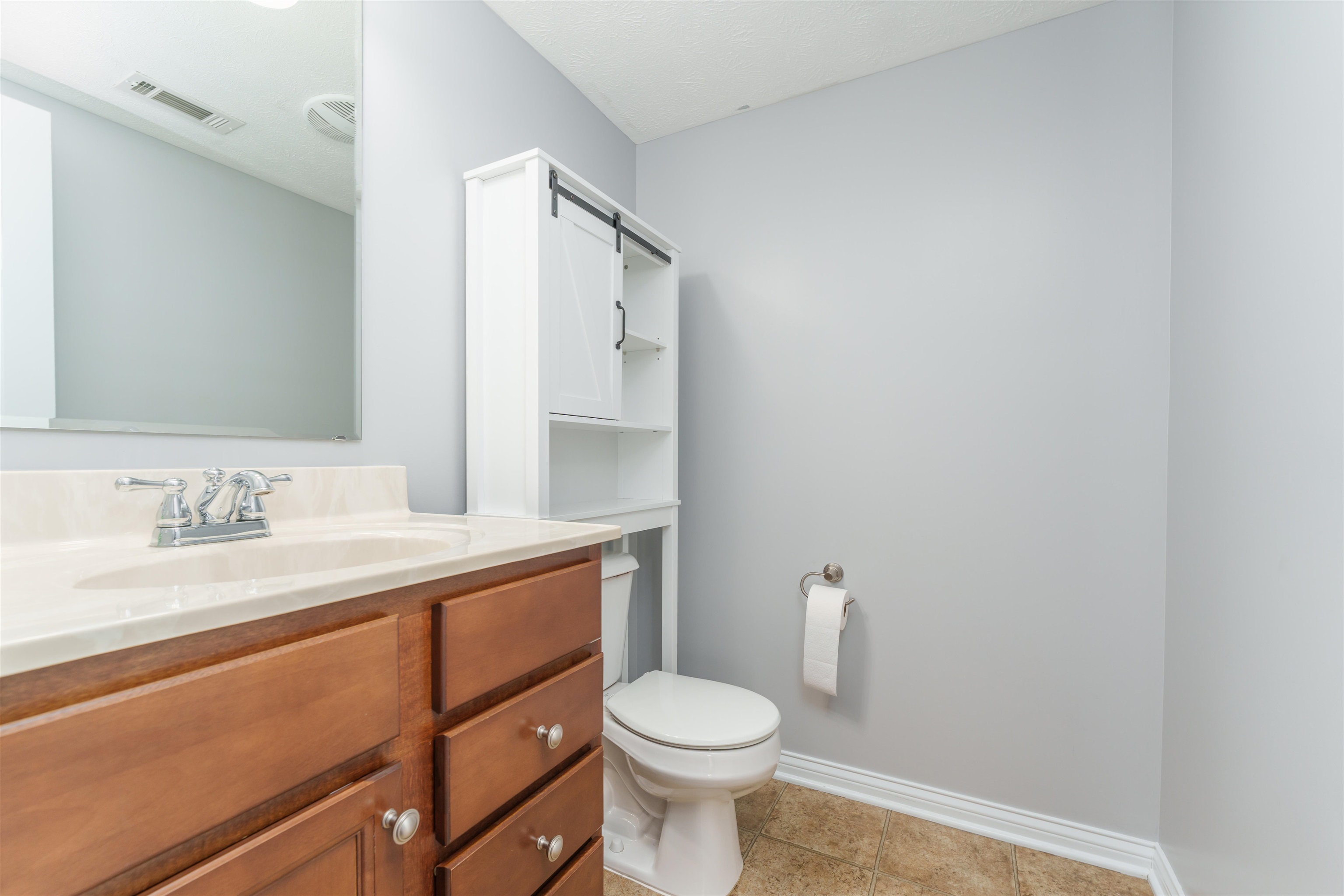 2160 Summer Walk, Owensboro, Kentucky 42303, 3 Bedrooms Bedrooms, ,2 BathroomsBathrooms,Single Family Residence,For Sale,Summer Walk,88892