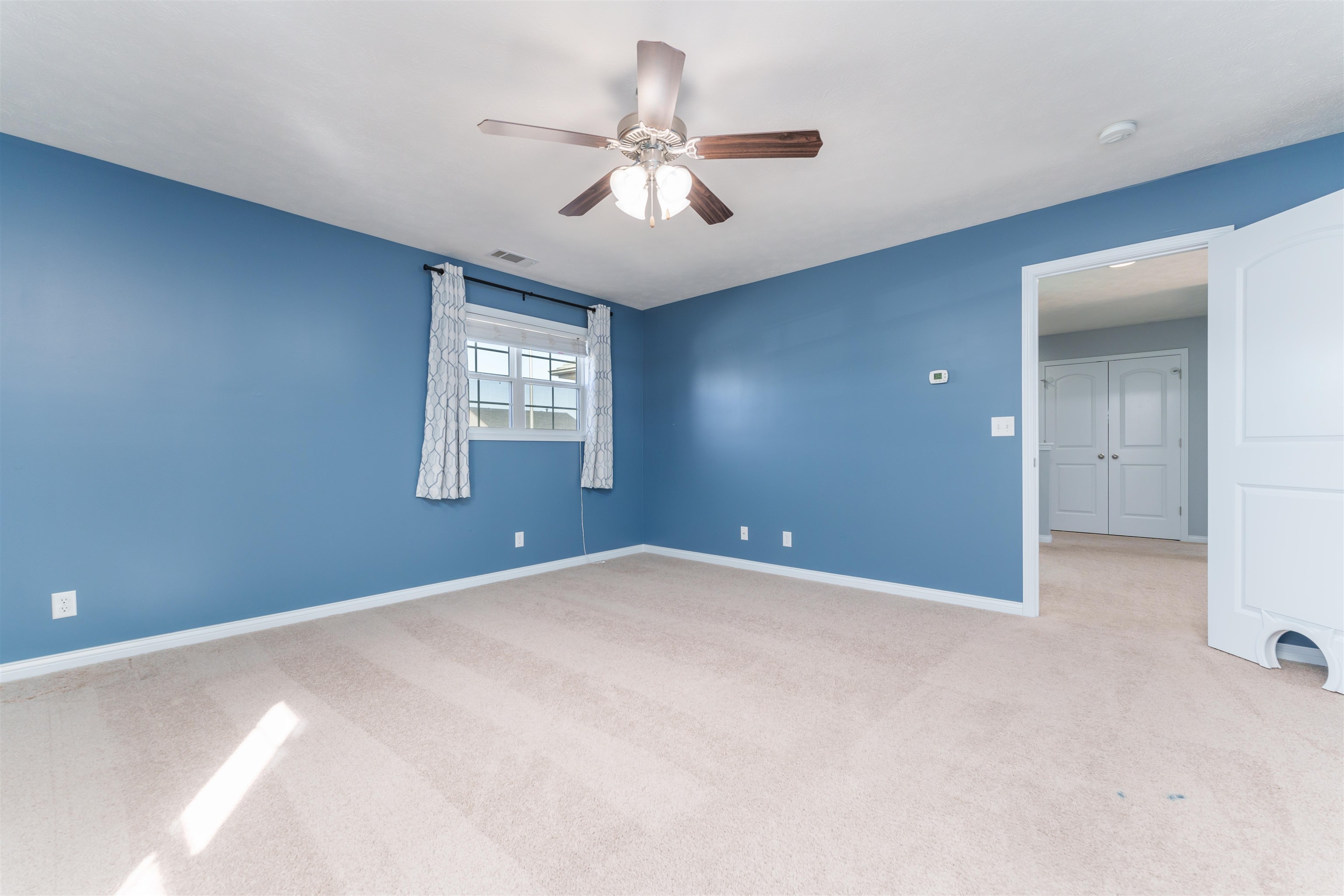 2160 Summer Walk, Owensboro, Kentucky 42303, 3 Bedrooms Bedrooms, ,2 BathroomsBathrooms,Single Family Residence,For Sale,Summer Walk,88892
