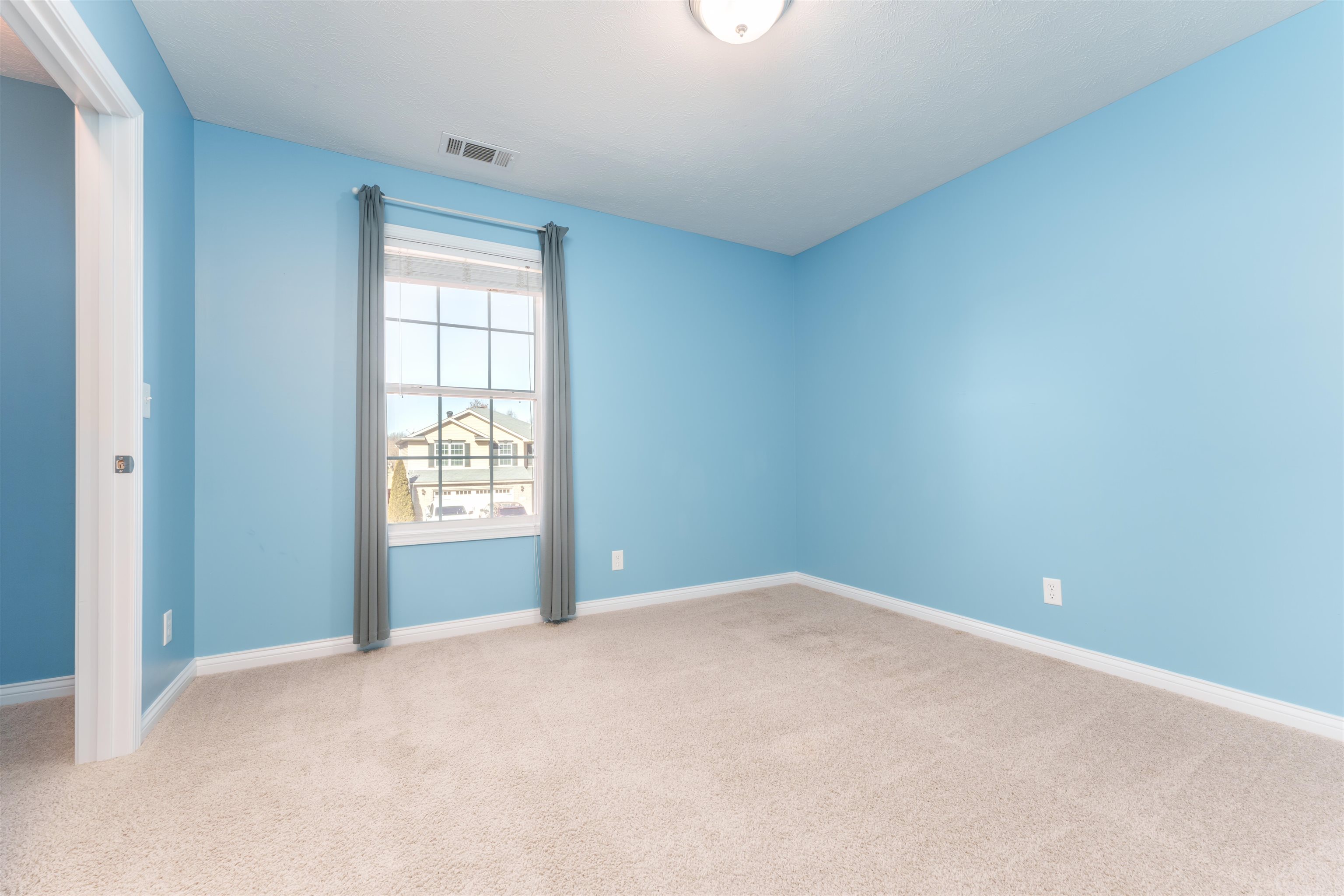 2160 Summer Walk, Owensboro, Kentucky 42303, 3 Bedrooms Bedrooms, ,2 BathroomsBathrooms,Single Family Residence,For Sale,Summer Walk,88892
