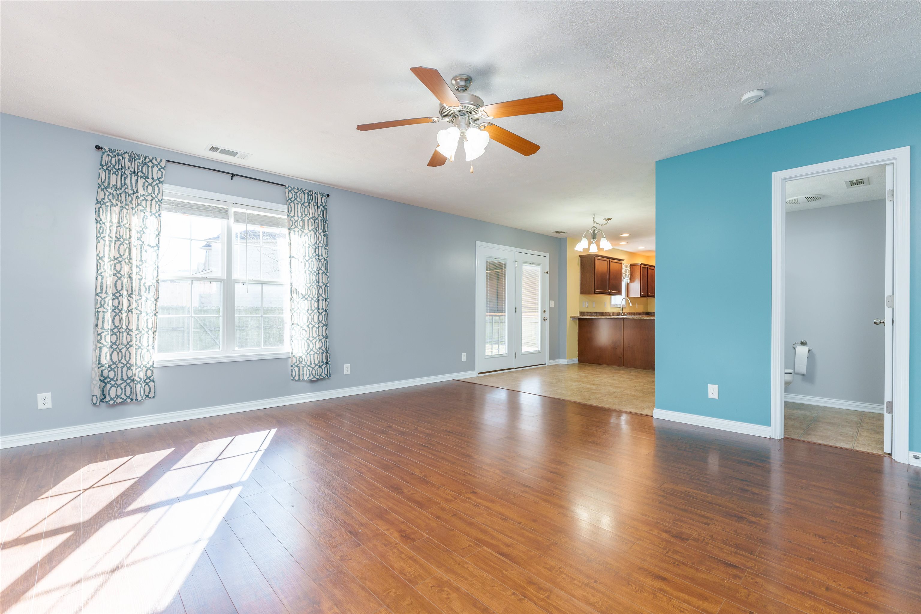 2160 Summer Walk, Owensboro, Kentucky 42303, 3 Bedrooms Bedrooms, ,2 BathroomsBathrooms,Single Family Residence,For Sale,Summer Walk,88892