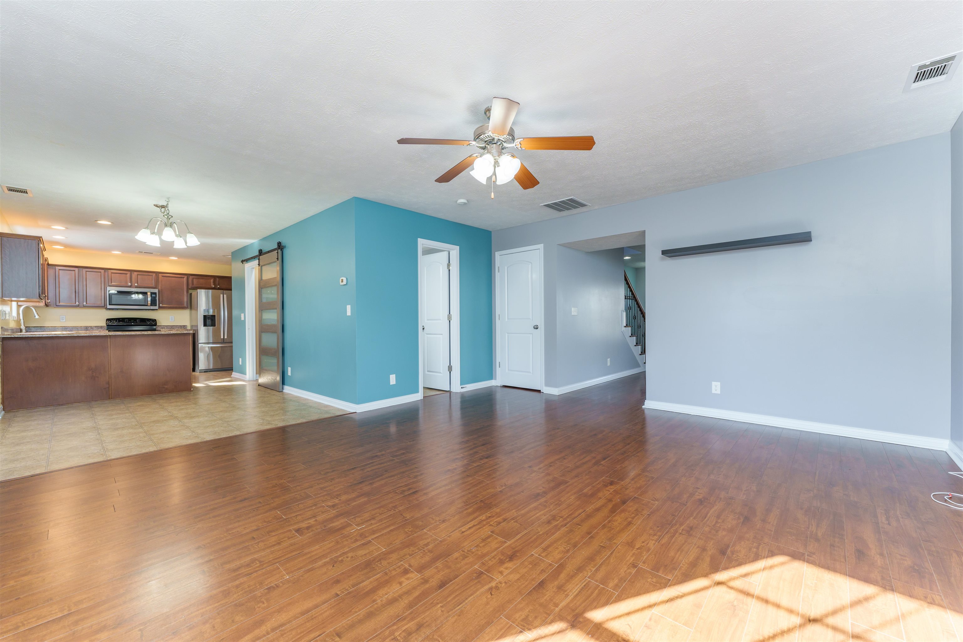 2160 Summer Walk, Owensboro, Kentucky 42303, 3 Bedrooms Bedrooms, ,2 BathroomsBathrooms,Single Family Residence,For Sale,Summer Walk,88892