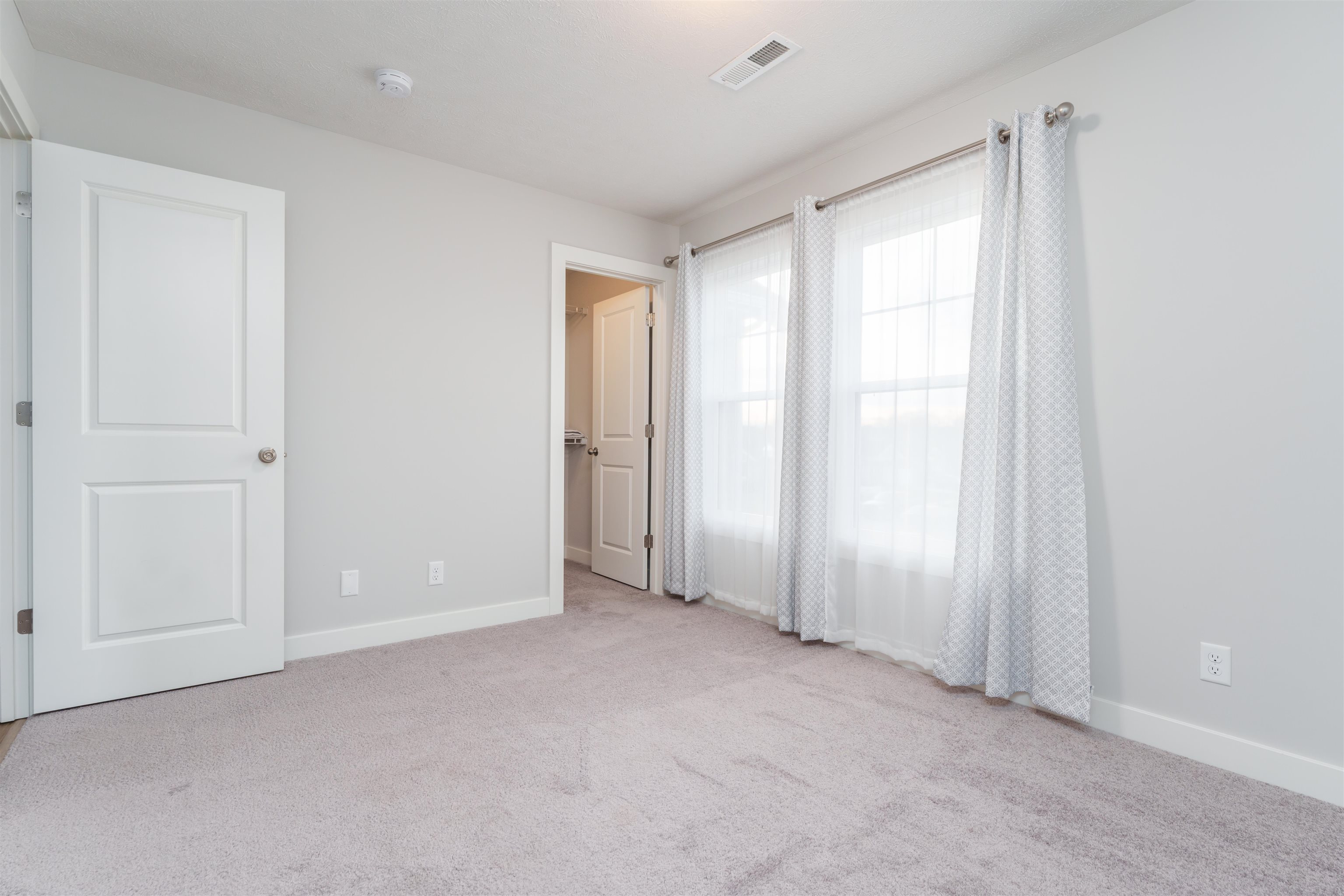 369 Brixton Dr, Owensboro, Kentucky 42301, 4 Bedrooms Bedrooms, ,2 BathroomsBathrooms,Single Family Residence,For Sale,Brixton Dr,88893