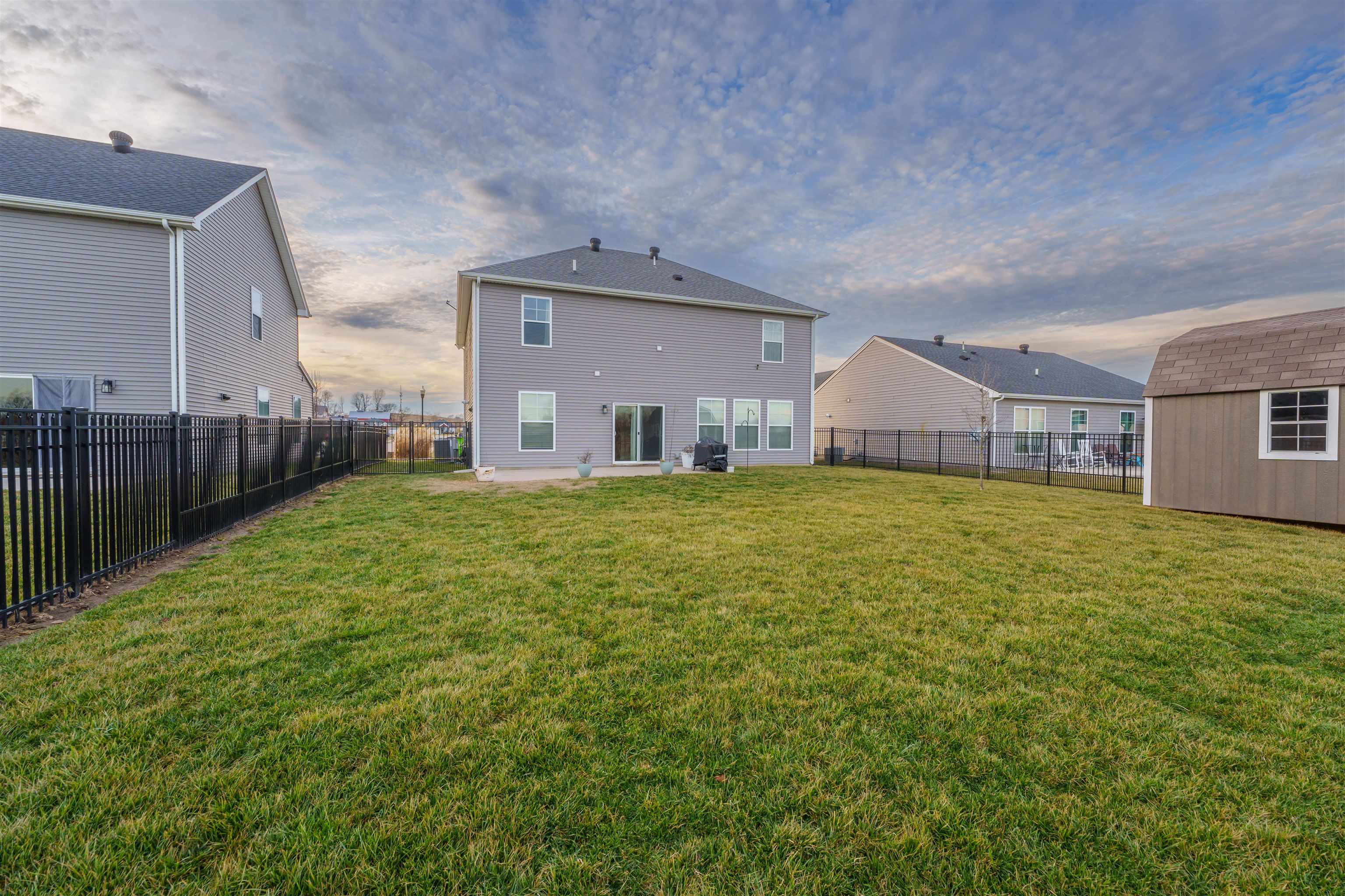 369 Brixton Dr, Owensboro, Kentucky 42301, 4 Bedrooms Bedrooms, ,2 BathroomsBathrooms,Single Family Residence,For Sale,Brixton Dr,88893
