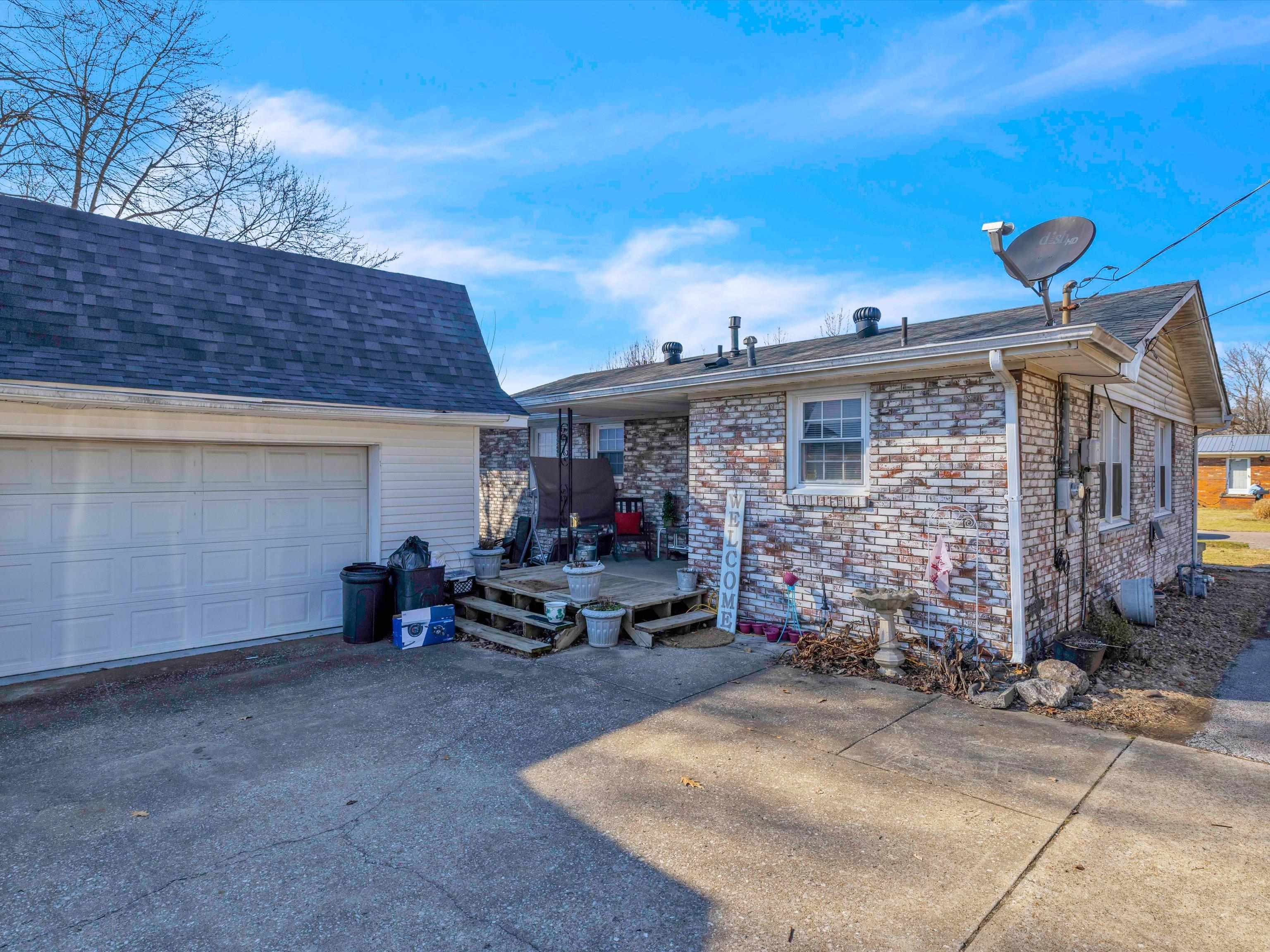 402 Mulberry Court, Hartford, Kentucky 42347, 2 Bedrooms Bedrooms, ,1 BathroomBathrooms,Single Family Residence,For Sale,Mulberry Court,88895