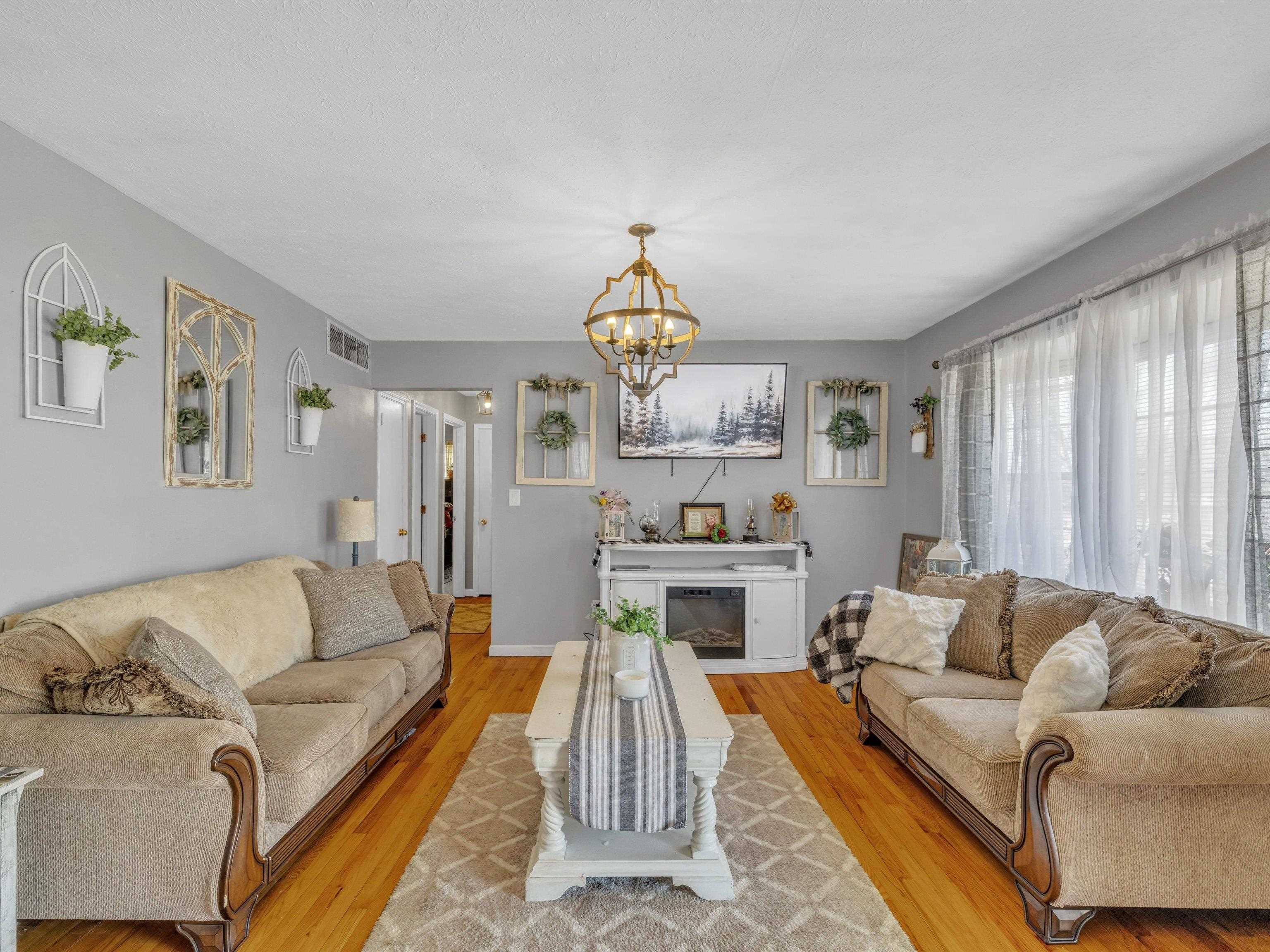 402 Mulberry Court, Hartford, Kentucky 42347, 2 Bedrooms Bedrooms, ,1 BathroomBathrooms,Single Family Residence,For Sale,Mulberry Court,88895