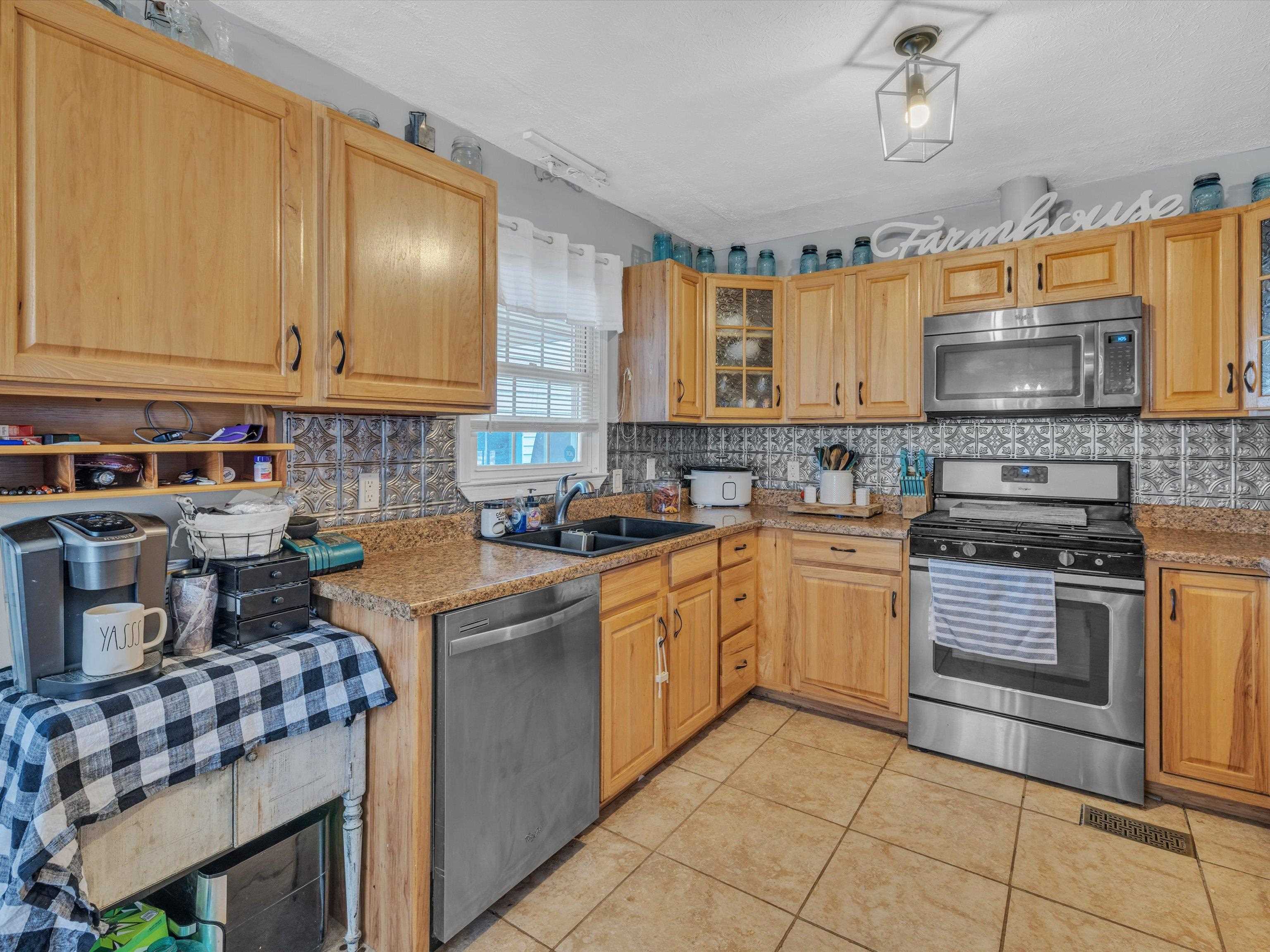 402 Mulberry Court, Hartford, Kentucky 42347, 2 Bedrooms Bedrooms, ,1 BathroomBathrooms,Single Family Residence,For Sale,Mulberry Court,88895